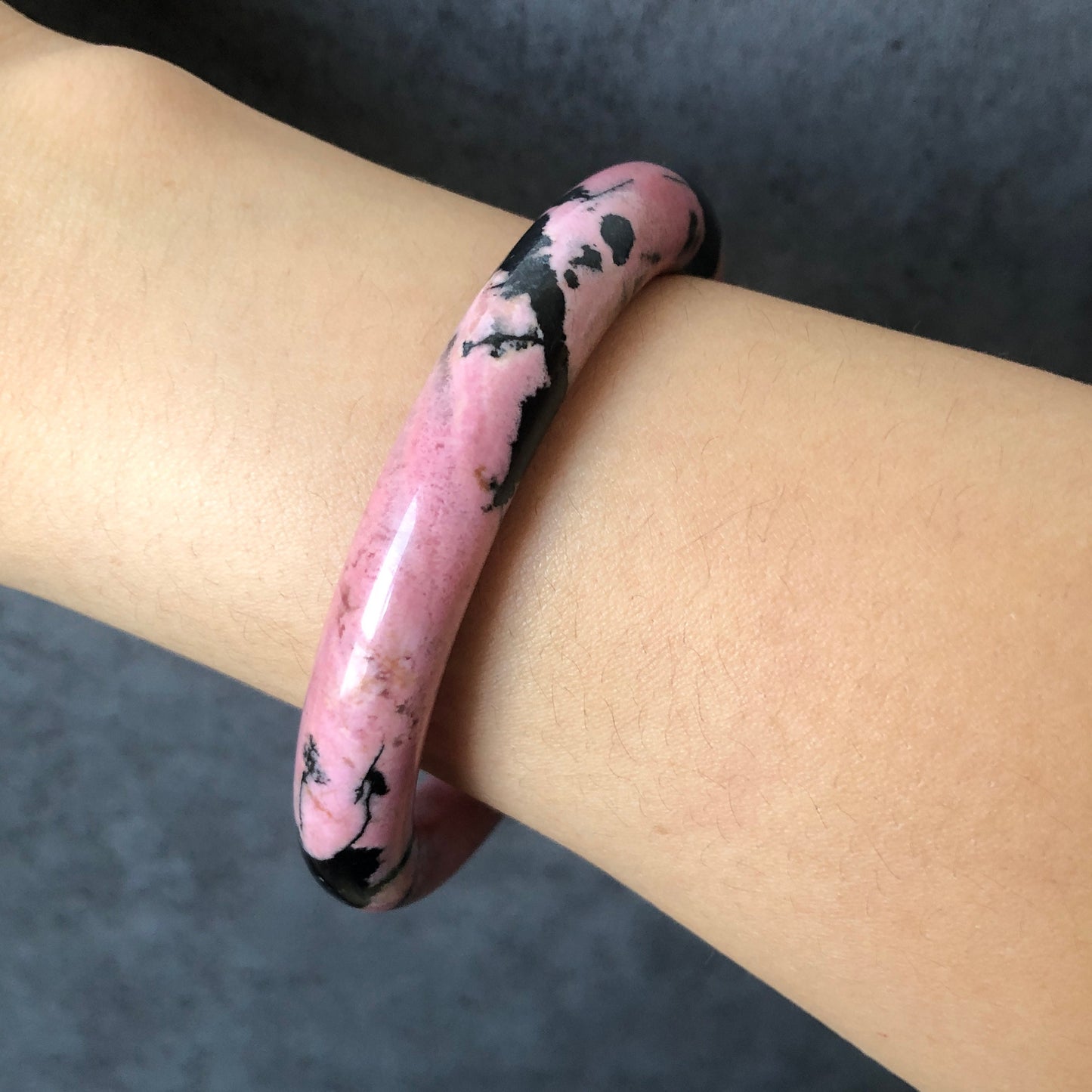 57mm High quality Natural Rhodonite Bangle Bracelet | Pink Granules with Black Ink | Icy and Translucent | Cool & Sweet | 57mm | No.134