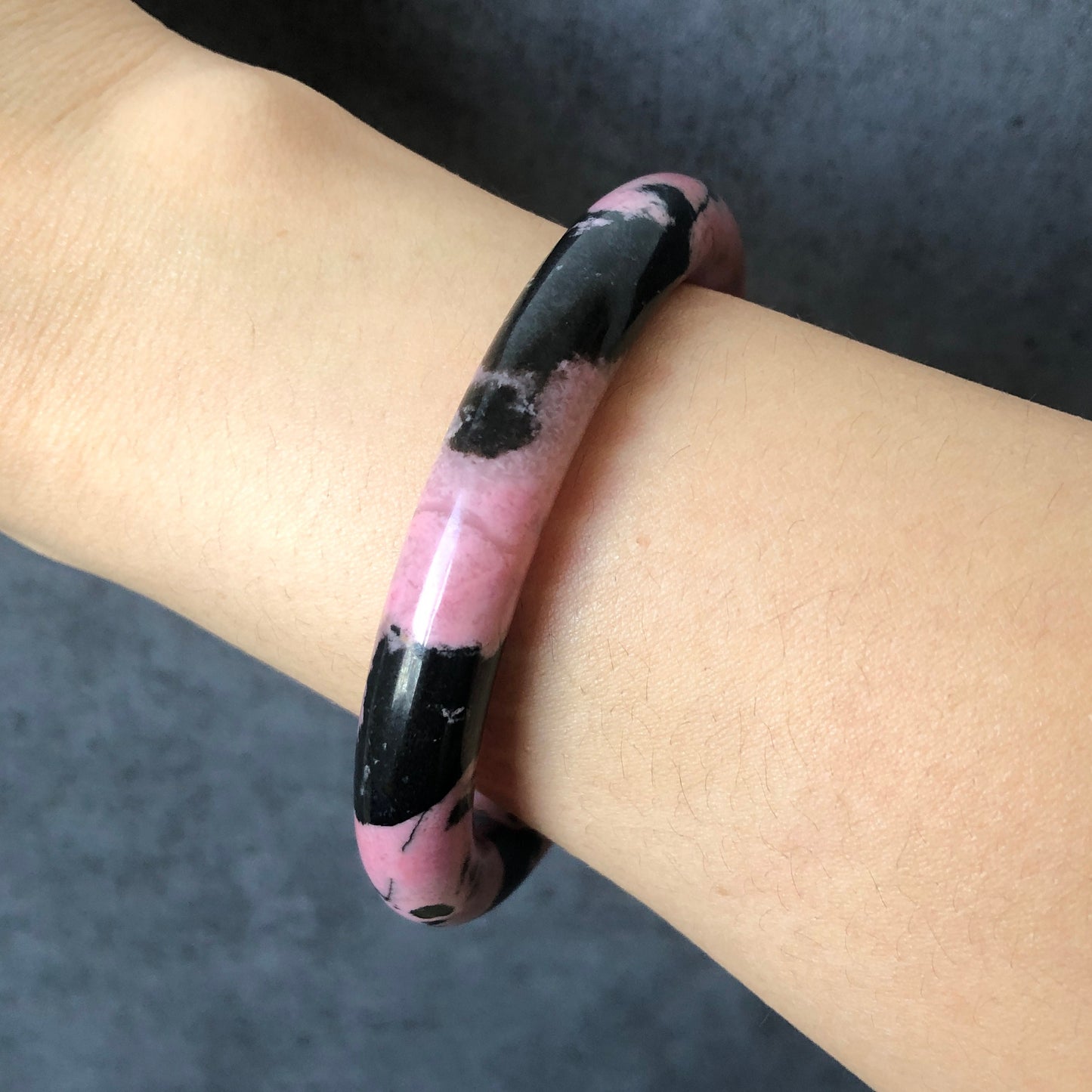 57mm High quality Natural Rhodonite Bangle Bracelet | Pink Granules with Black Ink | Icy and Translucent | Cool & Sweet | 57mm | No.134