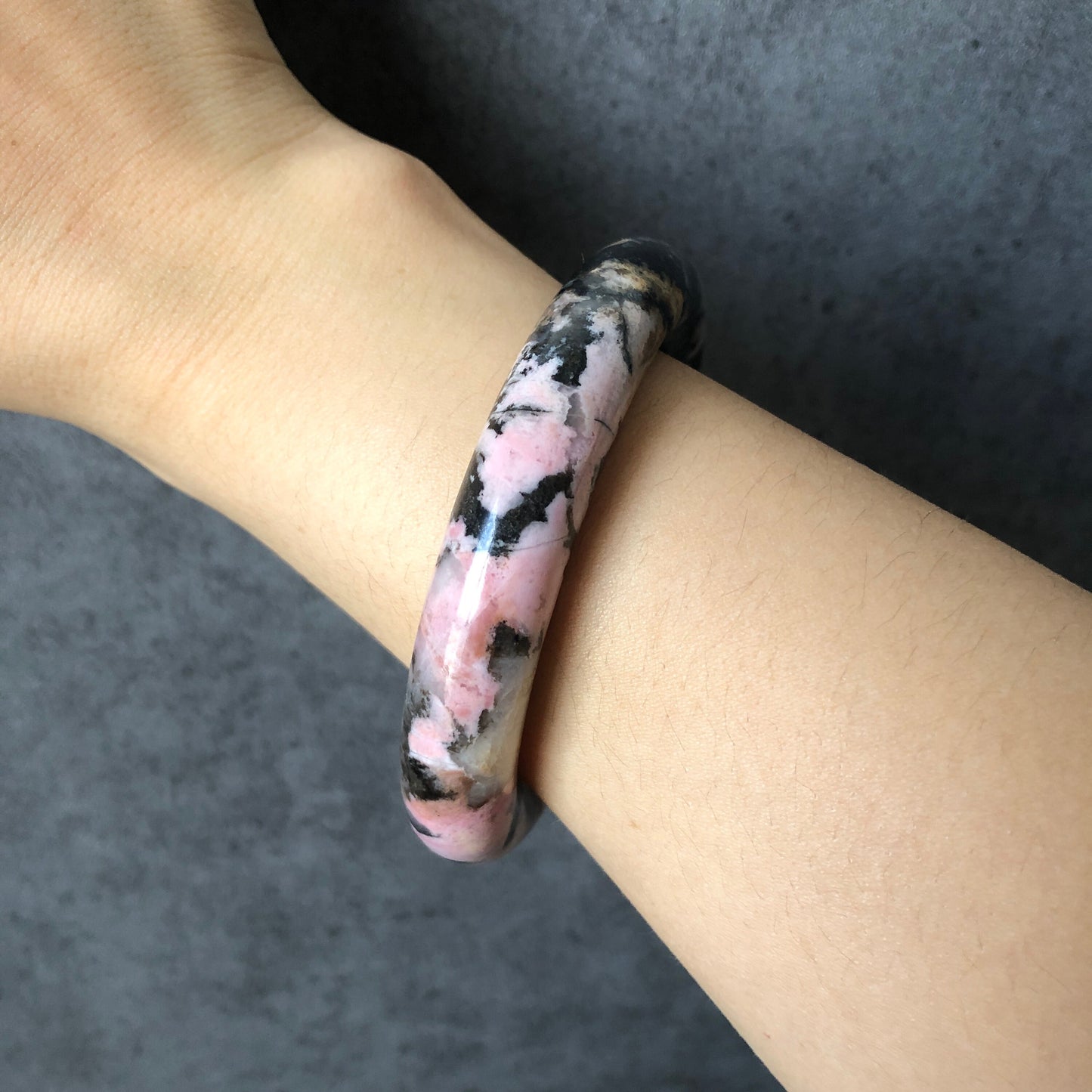 58.1mm High Quality Natural Rhodonite Bangle Bracelet | Snow Flurry | Black Ink with Milky Pink | Cool & Stylish | Crystal Bangle