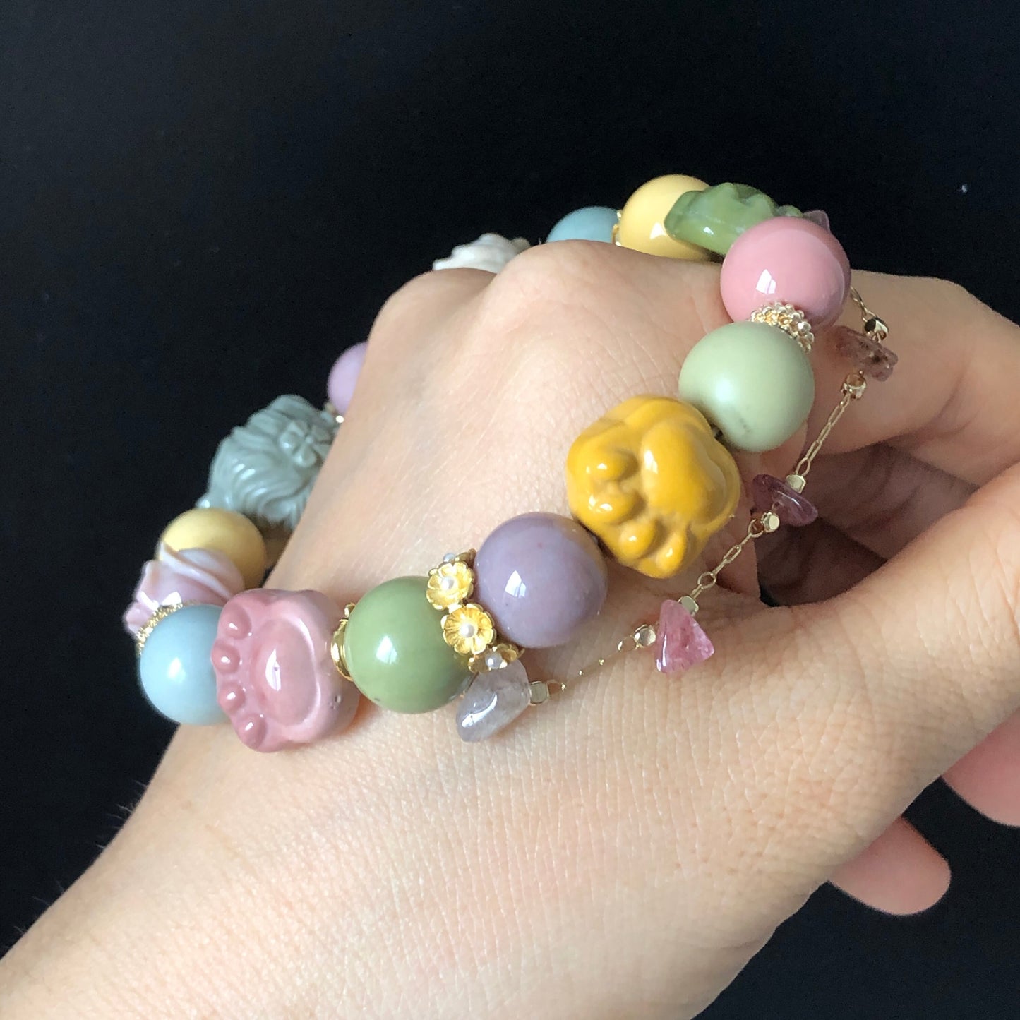 Alashan Agate Nine-tailed Fox with carved Rose & Paw Charm Bead 2 way Bracelet | Macaron color | Strawberry Quartz Chain | Crystal Gemstone