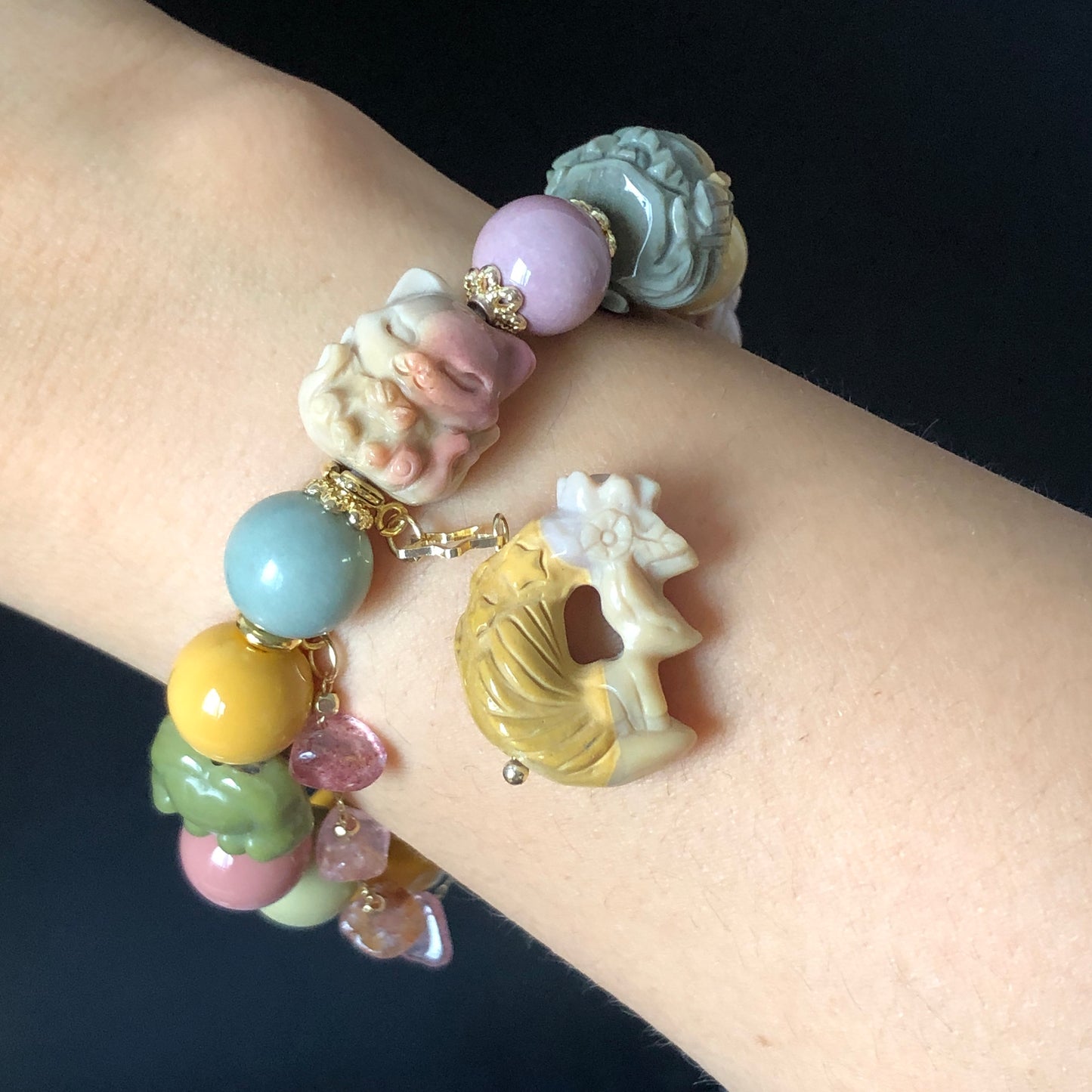 Alashan Agate Nine-tailed Fox with carved Rose & Paw Charm Bead 2 way Bracelet | Macaron color | Strawberry Quartz Chain | Crystal Gemstone