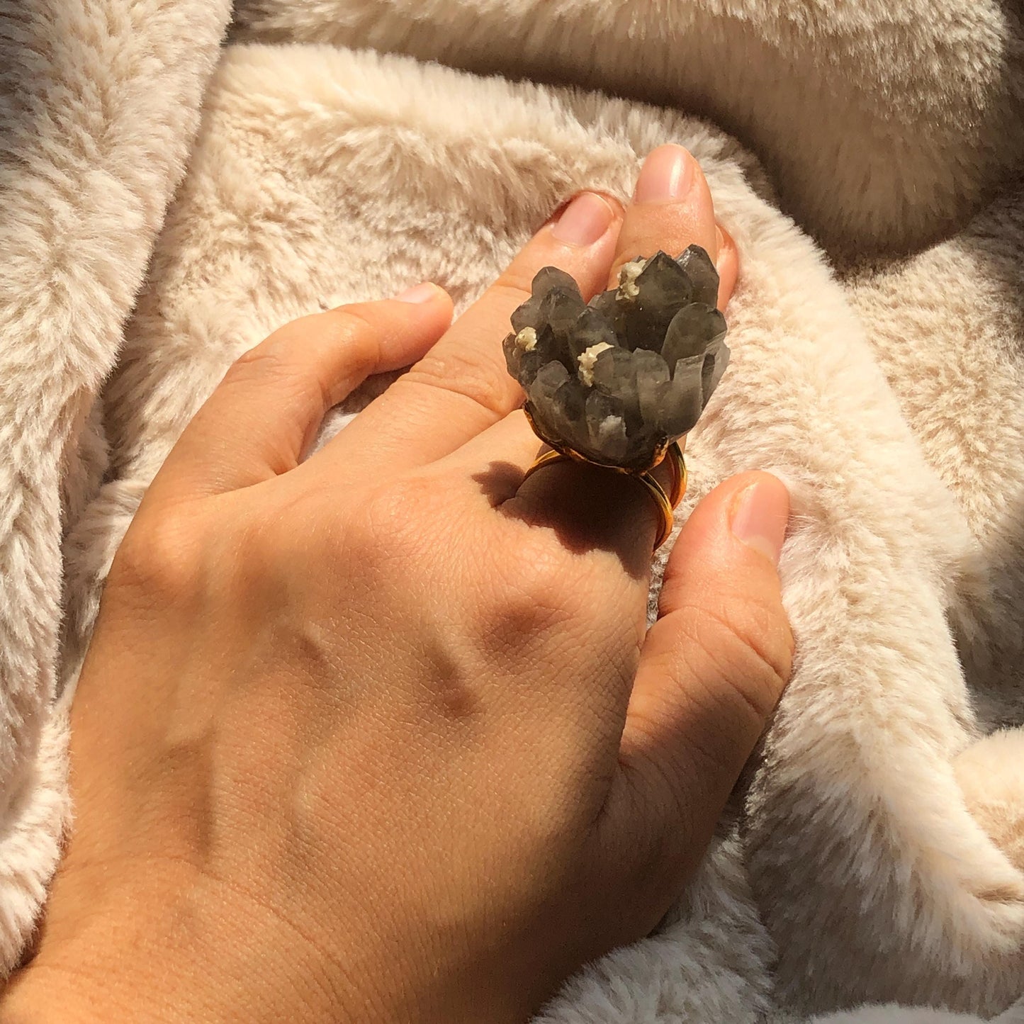 Raw Smoky Quartz Ring, Raw Stone Ring Big Crystal Ring, Large Quartz Statement Ring, Raw Mineral Ring, Chunky Irregular ring gift for her, huge cocktail ring, Birthstone Gemstone Ring for men, gold-plated copper ring, adjustable band ring for women