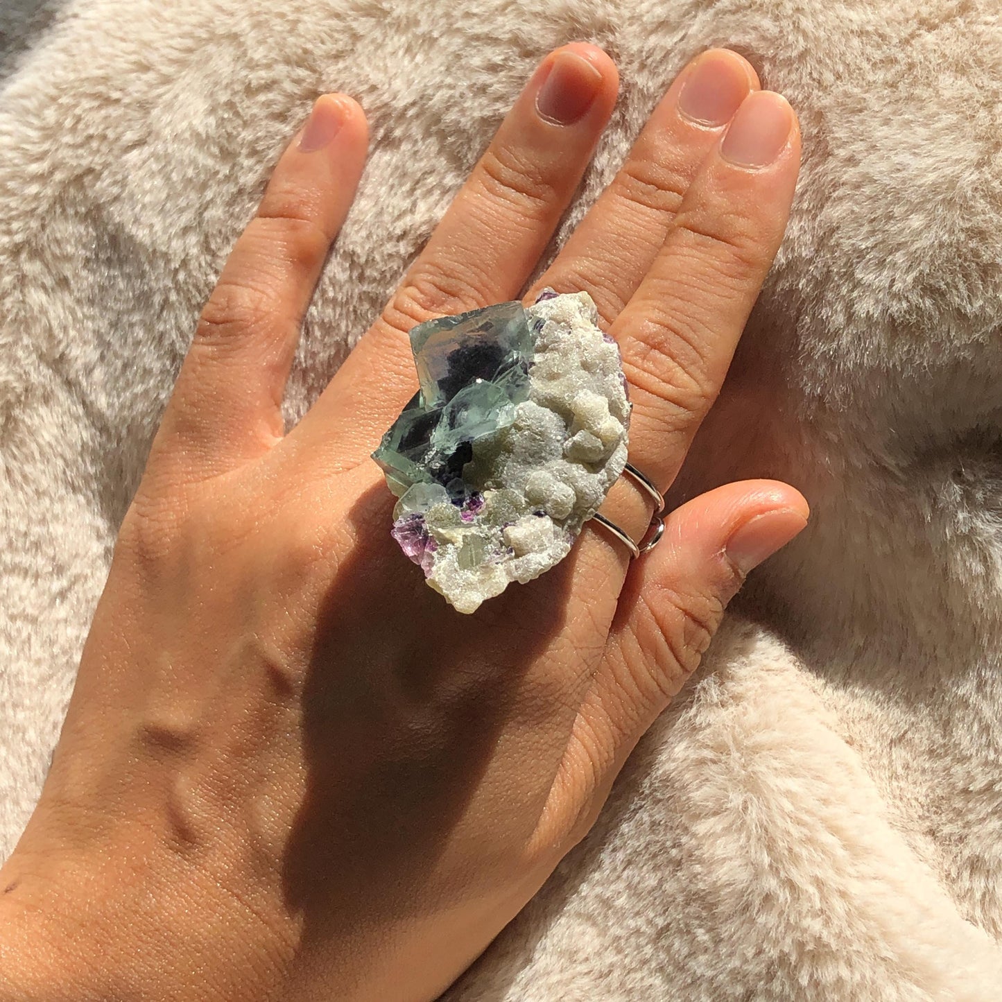 Raw Phantom Fluorite Ring, Big Raw Stone Ring Large Raw Crystal Ring Blue, Huge Statement Ring, Chunky Irregular Ring Gift, Adjustable Band Ring, Huge Cocktail Ring, Raw Mineral Ring, February March Birthstone Ring, Third Eye Chakra Crystal Ring