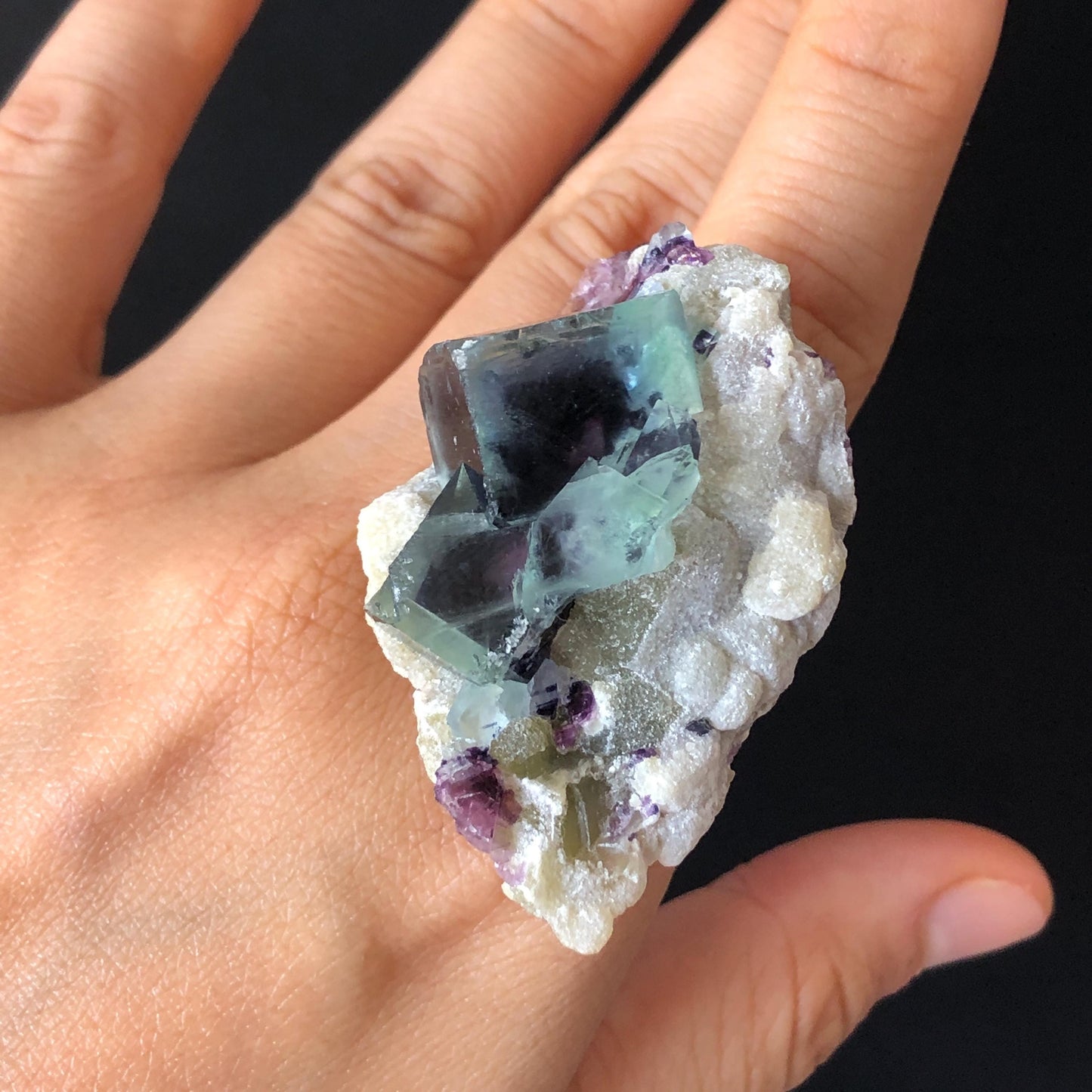 Raw Phantom Fluorite Ring, Big Raw Stone Ring Large Raw Crystal Ring Blue, Huge Statement Ring, Chunky Irregular Ring Gift, Adjustable Band Ring, Huge Cocktail Ring, Raw Mineral Ring, February March Birthstone Ring, Third Eye Chakra Crystal Ring