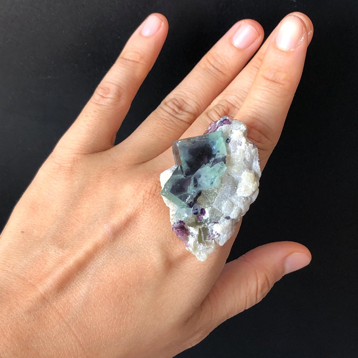 Raw Phantom Fluorite Ring, Big Raw Stone Ring Large Raw Crystal Ring Blue, Huge Statement Ring, Chunky Irregular Ring Gift, Adjustable Band Ring, Huge Cocktail Ring, Raw Mineral Ring, February March Birthstone Ring, Third Eye Chakra Crystal Ring