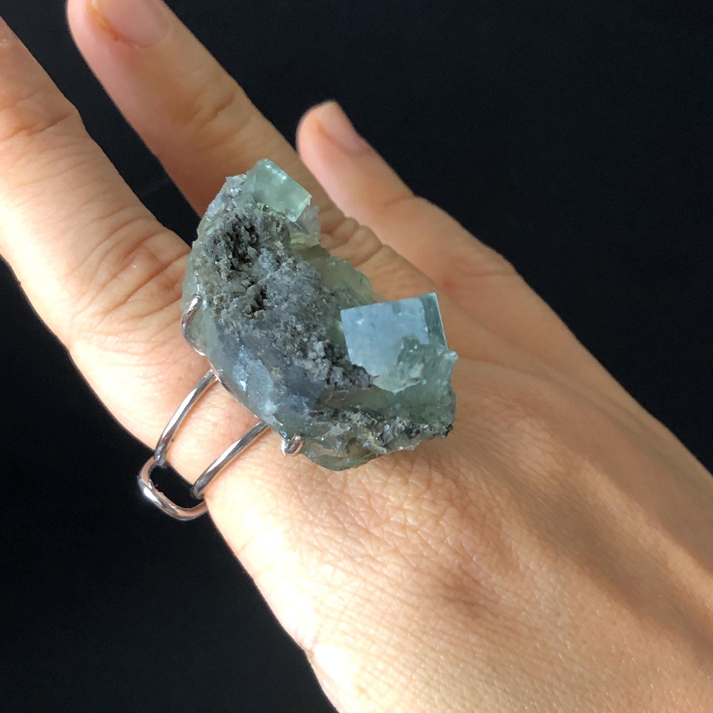Raw Fluorite Ring, Big Raw Stone Ring Green, Large Raw Crystal Ring, Irregular Chunky Adjustable Statement Ring, Huge Cocktail Ring, birthstone gift for him and her, Ring for Men and Women, Third eye chakra stone ring, raw mineral ring, silver-plated