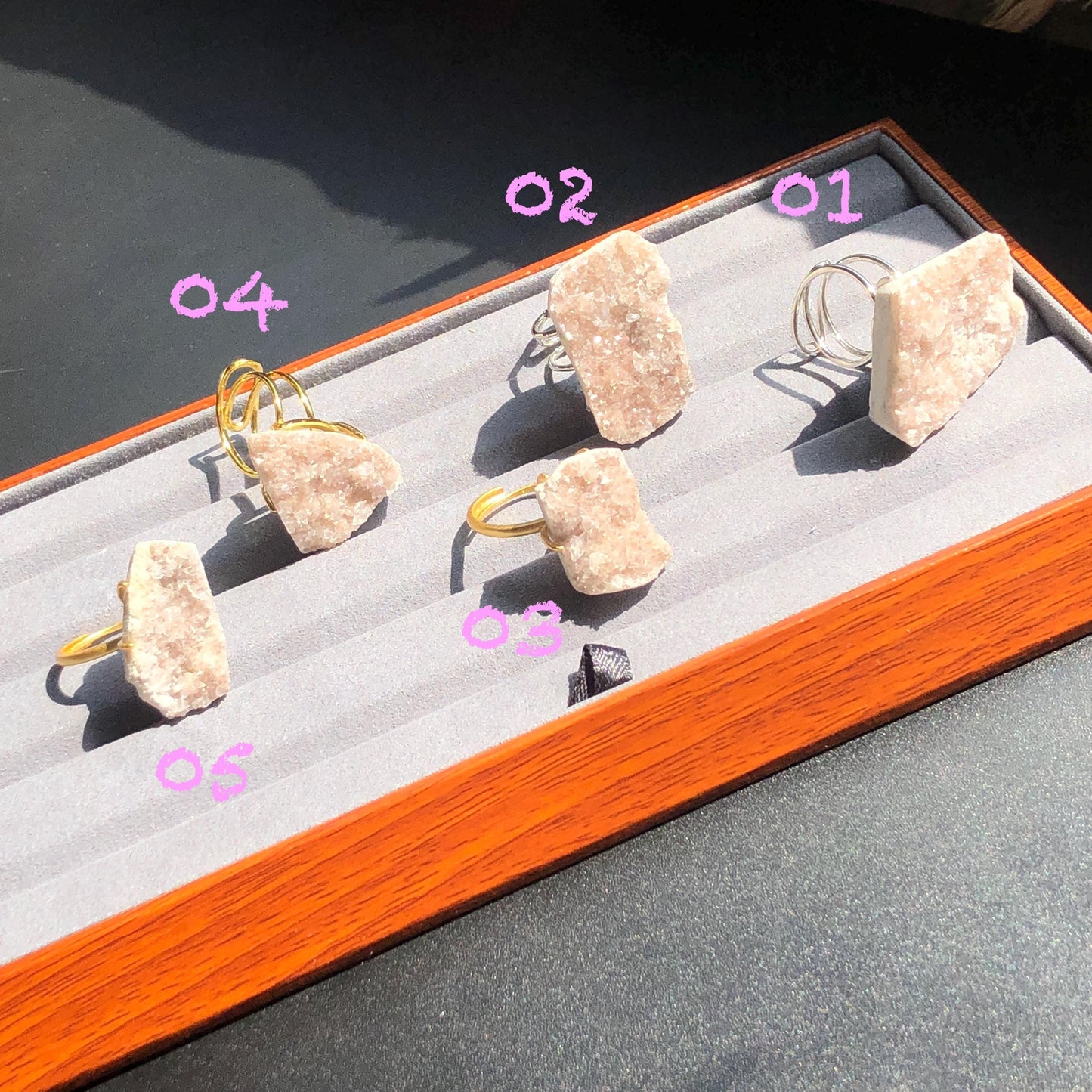 raw pink quartz ring, raw calcite ring , raw pink stone ring, raw pink quartz, pink quartz ring, Raw Stone Ring, Big Raw Crystal Ring Xlarge, Rough Huge Statement Ring, Chunky Irregular Raw Mineral Ring, Huge Stone Ring, Large statement ring