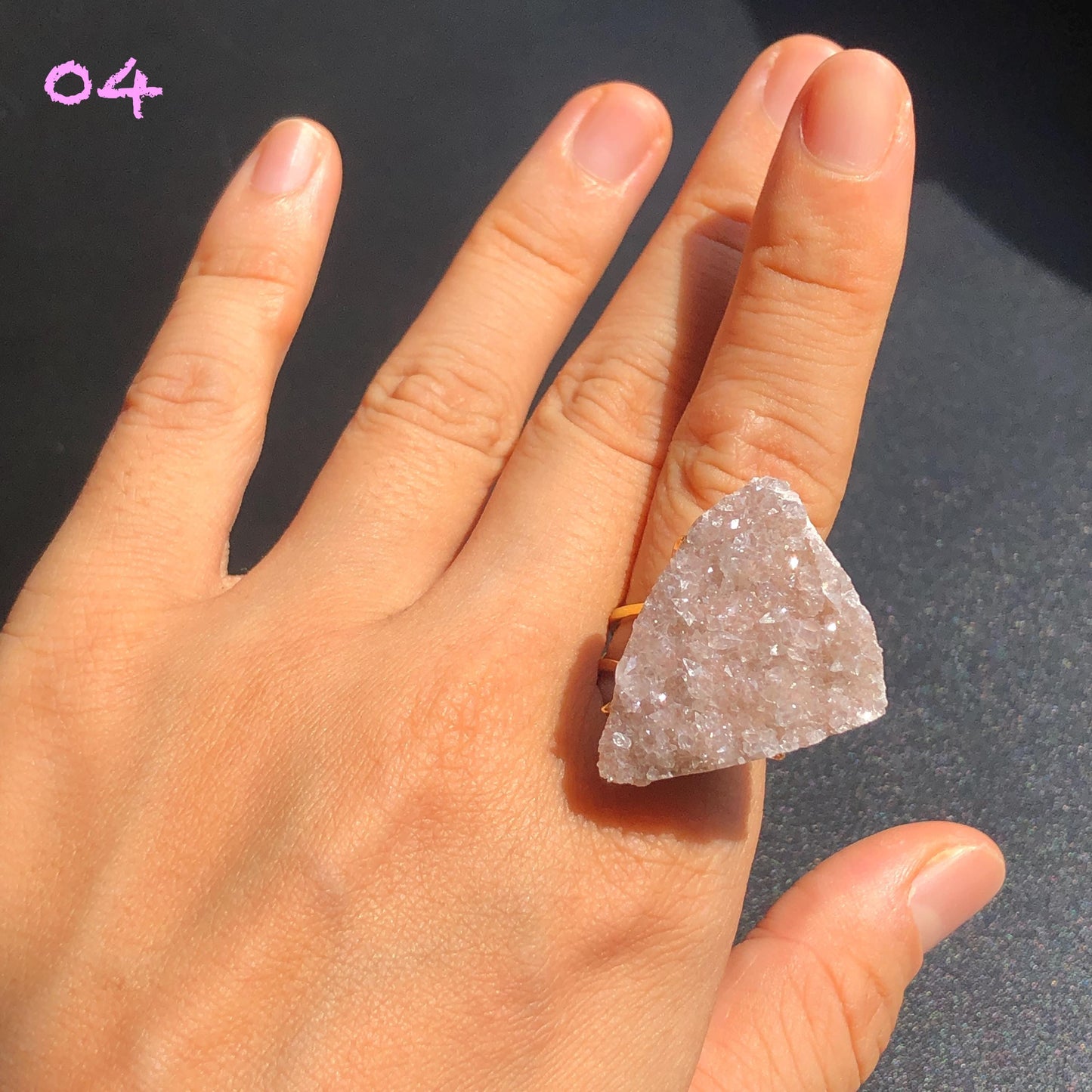 raw pink quartz ring, raw calcite ring , raw pink stone ring, raw pink quartz, pink quartz ring, Raw Stone Ring, Big Raw Crystal Ring Xlarge, Rough Huge Statement Ring, Chunky Irregular Raw Mineral Ring, Huge Stone Ring, Large statement ring