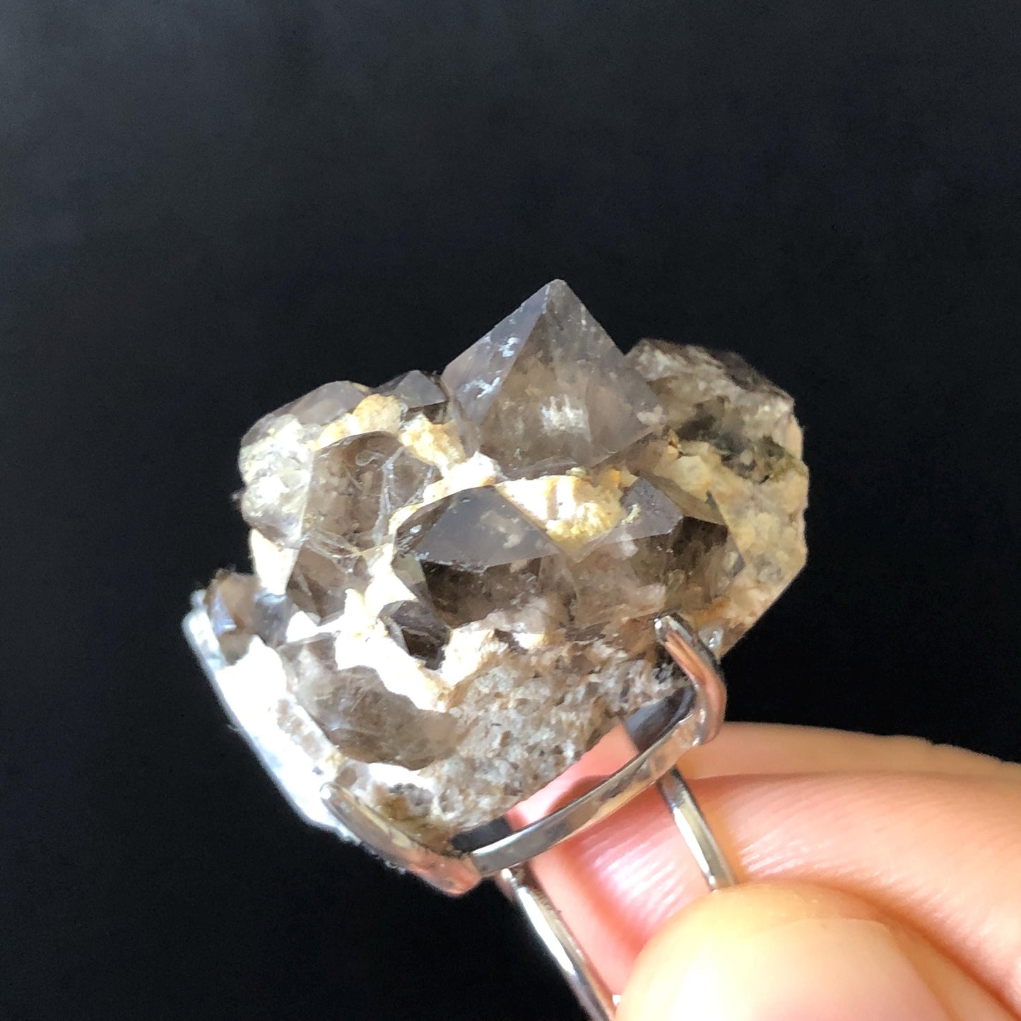 Smoky Quartz Feldspar Ring, silver-plated copper ring, Icy Grey Stone, Adjustable Statement Band Ring, Root Chakras, June Birthstone, Capricorn Sign, chunky raw crystal ring, irregular ring for men and women, raw mineral ring, birthstone ring