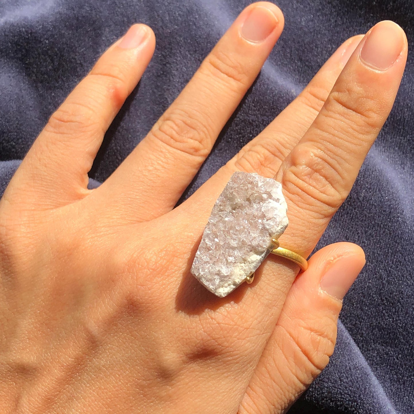 raw pink quartz ring, raw calcite ring , raw pink stone ring, raw pink quartz, pink quartz ring, Raw Stone Ring, Big Raw Crystal Ring Xlarge, Rough Huge Statement Ring, Chunky Irregular Raw Mineral Ring, Huge Stone Ring, Large statement ring