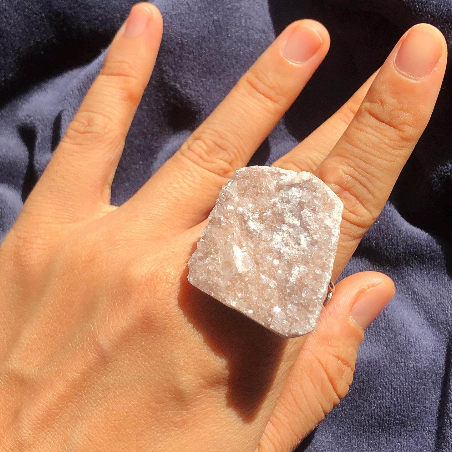 raw pink quartz ring, raw calcite ring , raw pink stone ring, raw pink quartz, pink quartz ring, Raw Stone Ring, Big Raw Crystal Ring Xlarge, Rough Huge Statement Ring, Chunky Irregular Raw Mineral Ring, Huge Stone Ring, Large statement ring