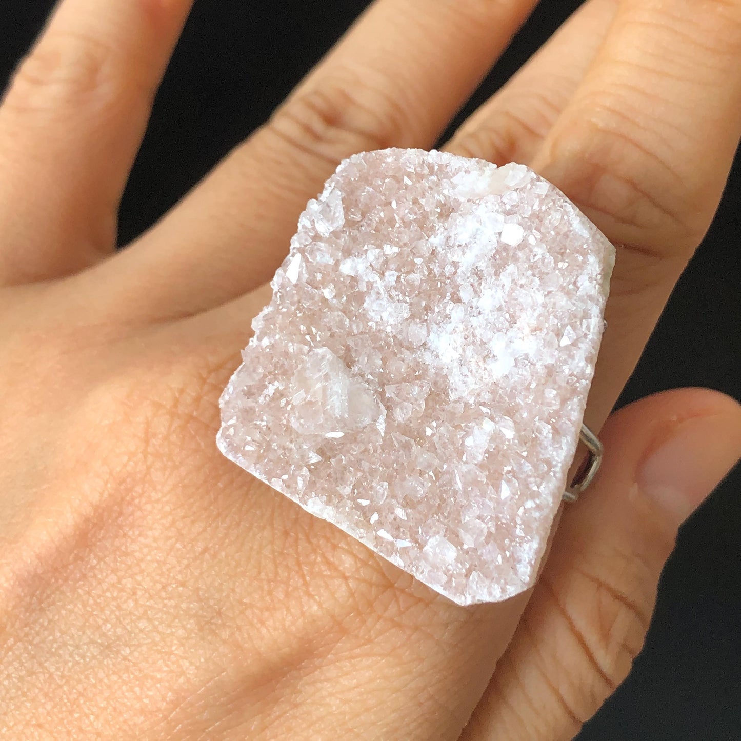 raw pink quartz ring, raw calcite ring , raw pink stone ring, raw pink quartz, pink quartz ring, Raw Stone Ring, Big Raw Crystal Ring Xlarge, Rough Huge Statement Ring, Chunky Irregular Raw Mineral Ring, Huge Stone Ring, Large statement ring