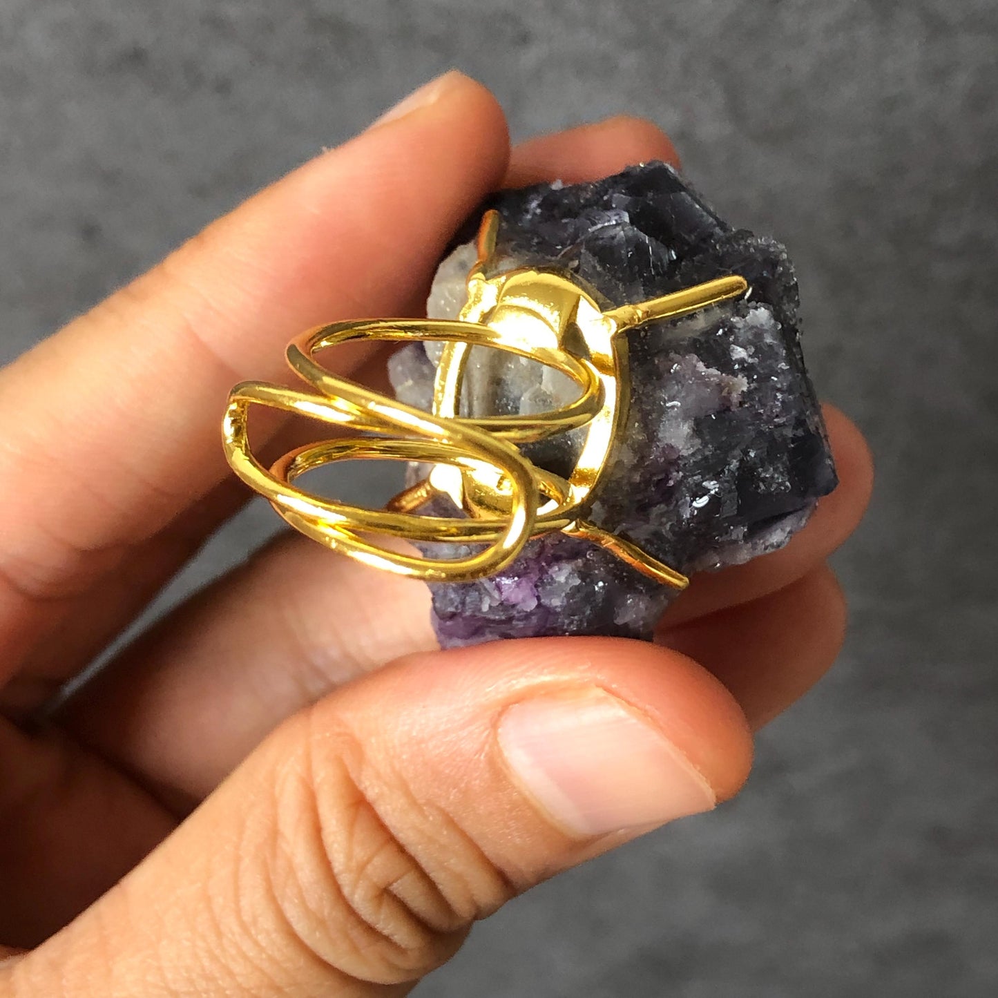 Raw Fluorite Ring, Deep Purple Cube, Sparky Large Raw Stone Ring Big Crystal Ring, Chunky Irregular ring gift, Huge Statement Ring, large cocktail ring, adjustable band ring, raw mineral ring, purple crystal gemstone, birthstone gift man women