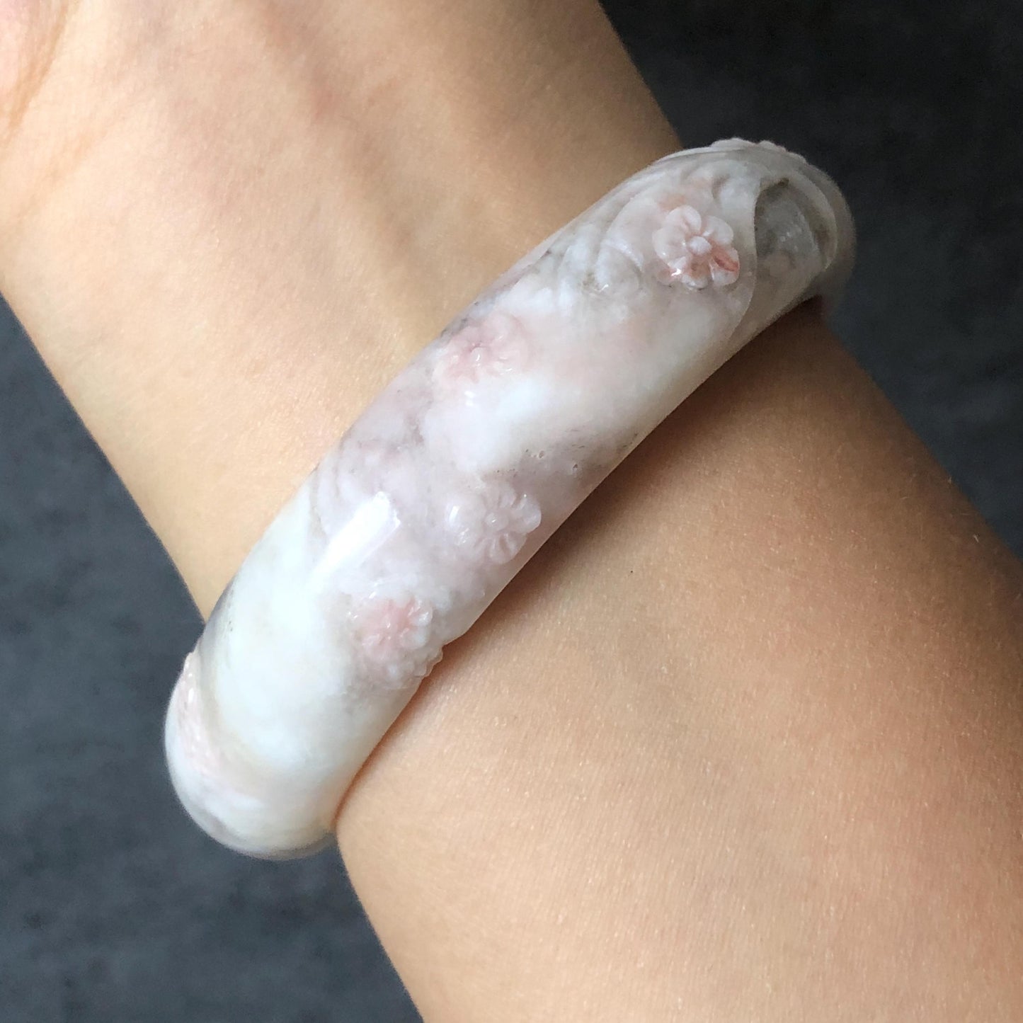 Customised Size 50-65mm! Natural SheTaiCui Jade (Quartzite) Hand Carved Cat Kitten Bangle | White and Pink Jade Bracelet | Cat Lover Crystal Gemstone Gift personalized bangle custom made bracelet hand engraved jade bangle tailor made jade bangle custom size bangle big size bangle small size bangle jade carving purple jade white jade kitten bangle cat bracelet gift for cat lover gift for her real untreated jade pink jade white jade caramel orange jade brown jade
