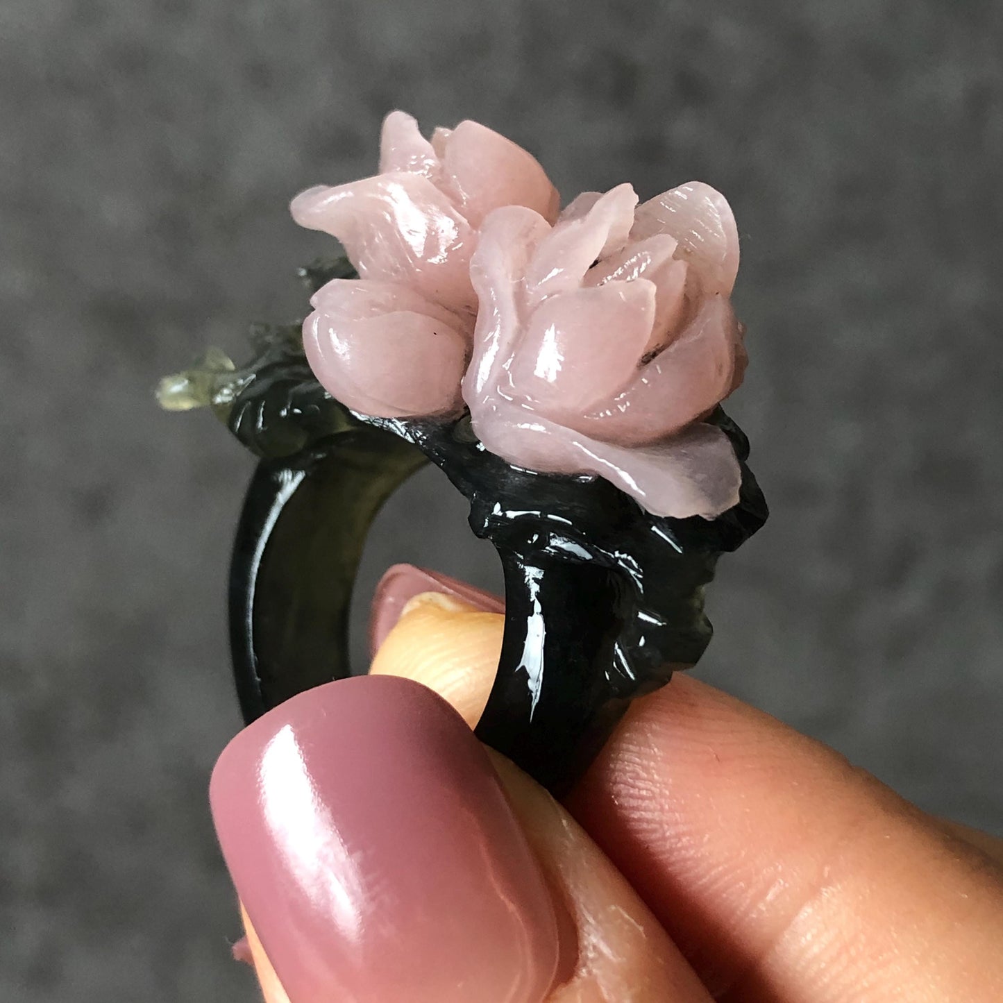 Xiu Jade Serpentine Hand Carved Pink Yulan Flower Statement Ring | 17.4mm (US7) | Gray Black & Pink Jade Ring Pendant | 3D Stone Carving | Crystal Gemstone Gift Pendant Ring 3D stone carving black jade carving pink jade carbonate jade ring hand carved jade band ring flower carving Yulan carving natural jade band ring cocktail ring gift for her