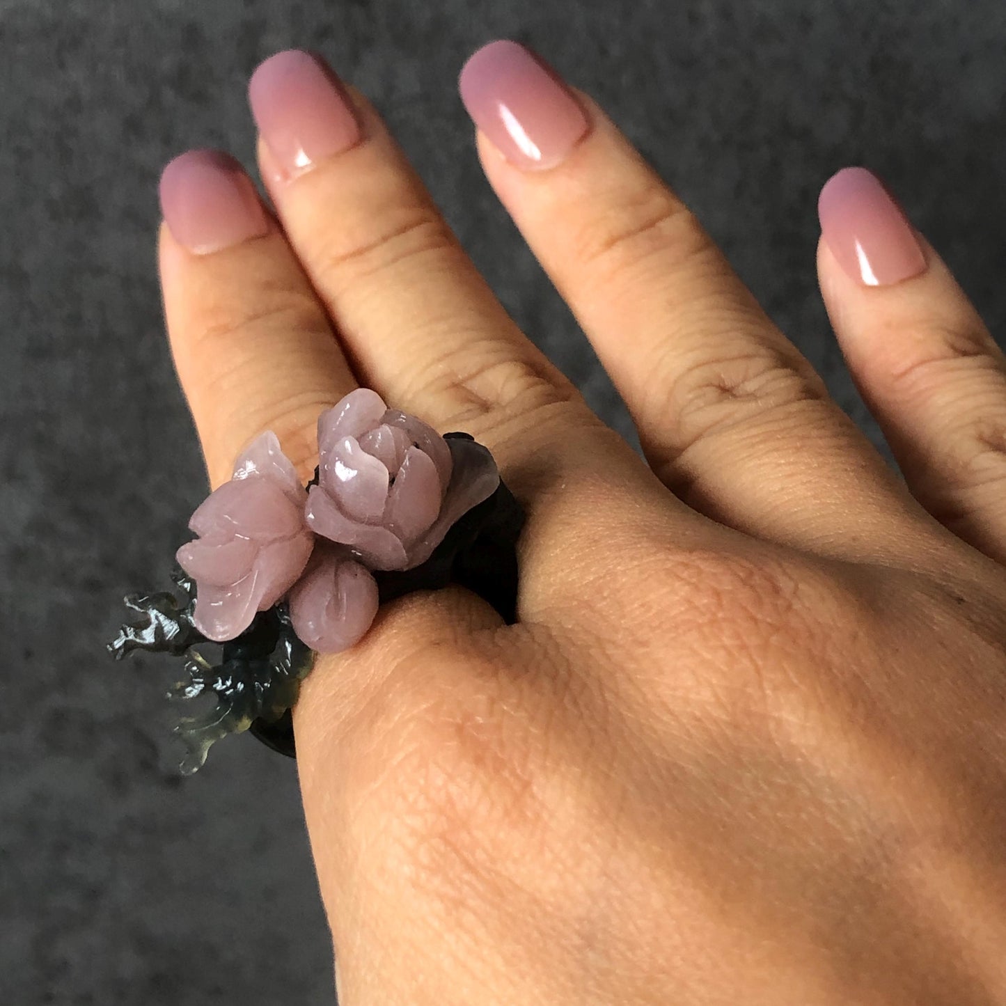 Xiu Jade Serpentine Hand Carved Pink Yulan Flower Statement Ring | 17.4mm (US7) | Gray Black & Pink Jade Ring Pendant | 3D Stone Carving | Crystal Gemstone Gift Pendant Ring 3D stone carving black jade carving pink jade carbonate jade ring hand carved jade band ring flower carving Yulan carving natural jade band ring cocktail ring gift for her