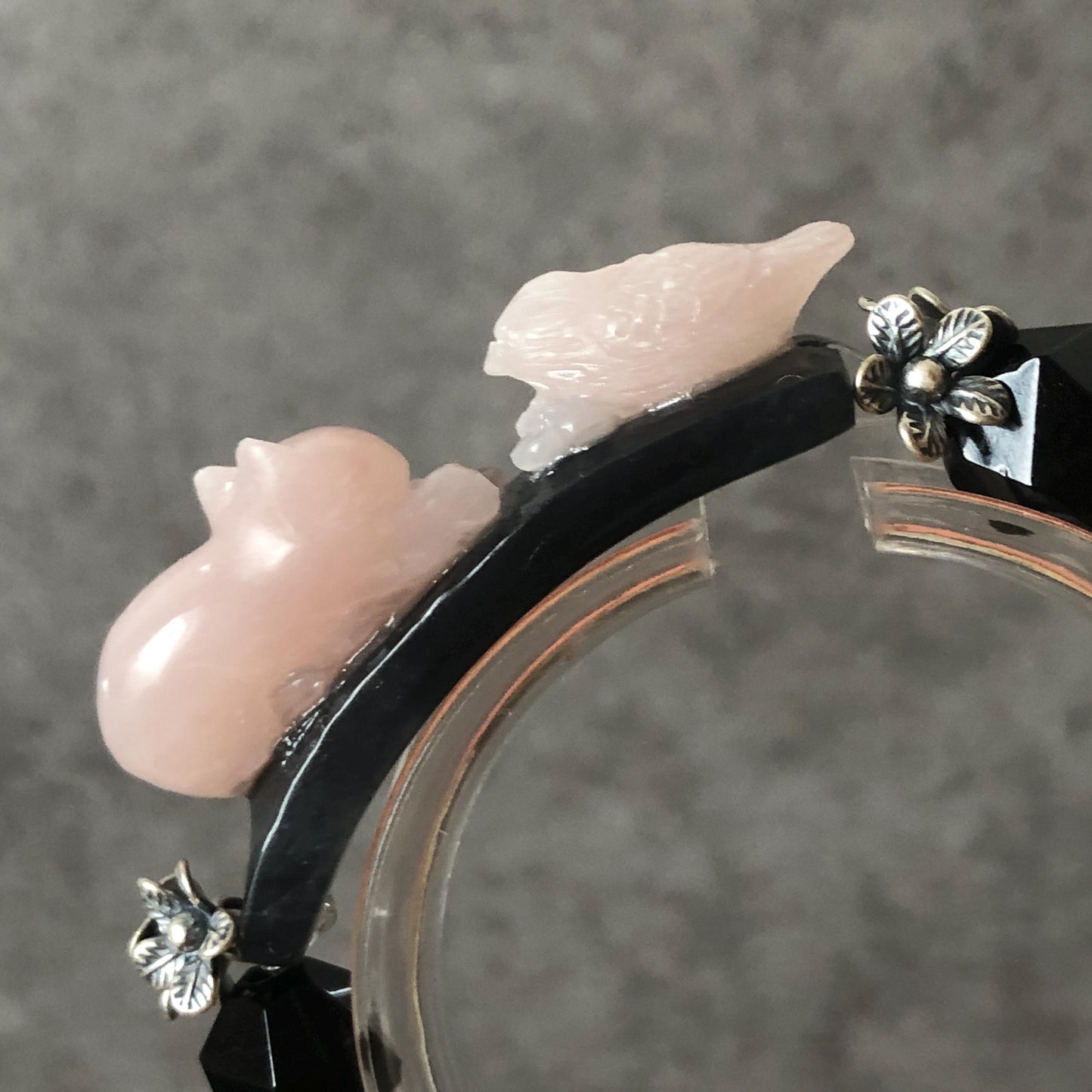 Natural Xiu Jade Serpentine Hand Carved Cat & Bird Charm with Black Agate Bead Bracelet | Black Pink Jade | Vintage Tibetan Silver | Crystal Stone Gemstone Gift for her elastic stretch bracelet jade carving pink jade black jade hand engraved jade bracelet hand carved jade charm jade pendant black bead bracelet big beaded bracelet silver accessory vintage bracelet antique bracelet cat carving engraved bird carving tailor made customized gift personalised gothic bracelet cat lover gift