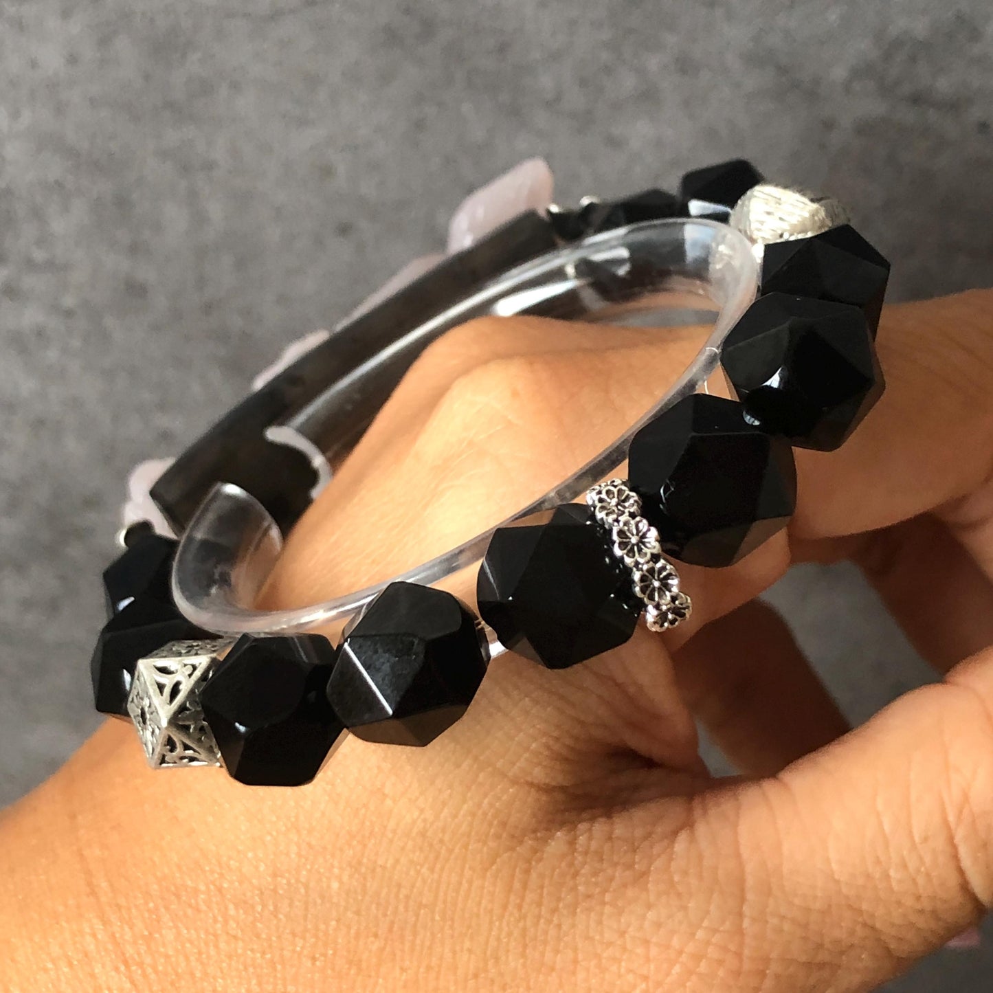 Natural Xiu Jade Serpentine Hand Carved Nine-Tailed Fox Charm with Black Agate Bead Bracelet | Black Pink Jade | Vintage Tibetan Silver | Crystal Stone Gemstone Gift for her elastic stretch bracelet jade carving pink jade black jade hand engraved jade bracelet hand carved jade charm jade pendant black bead bracelet big beaded bracelet silver accessory vintage bracelet antique bracelet nine tail fox carving hand engraved fox tailor made customized gift personalised gothic bracelet fox lover gift