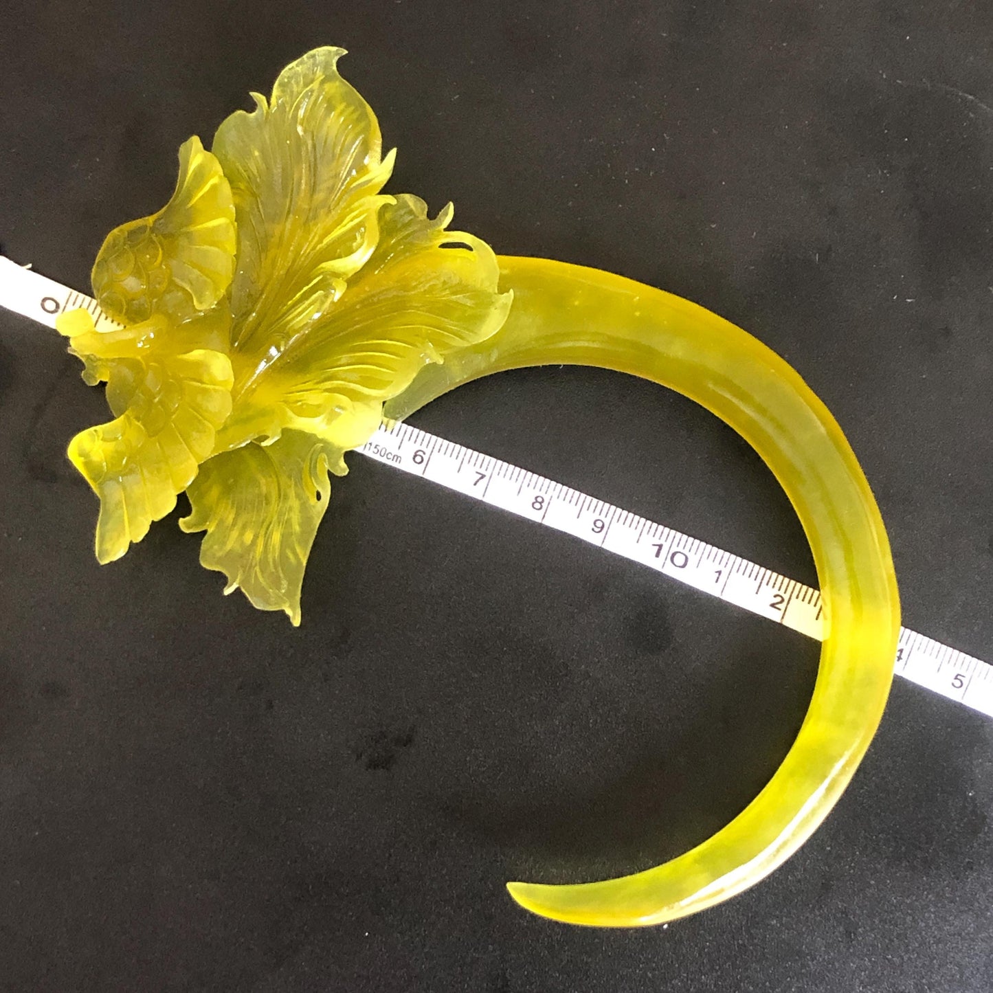 Xiu Jade Serpentine Hand Carved Phoenix Hair Pin: Natural Untreated Golden Yellow Jade Crescent Moon Hair Stick, Asian Vintage Hair Fork hair clip Asian Chinese Jade hair comb japanese hairpins koran hair stick hanfu hair pin hair comb hair fork antique hair stick certified jade carving hand carved yellow jade hand engraved jade gift for her bridal shower hair clip wedding hair jewelry half moon hair pins handcrafted jade hair stick phoenix carving fox lover gift