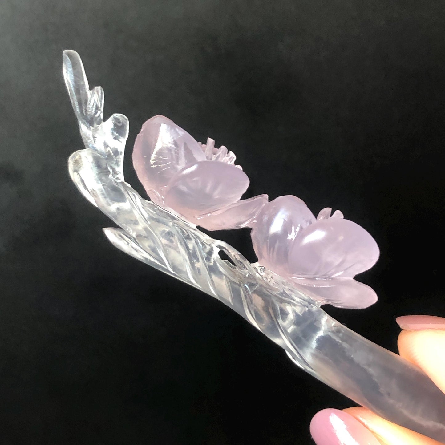 Natural Fluorite Hand Carved Peach Blossom Flower Hair Pin: Purple and White Handcrafted Crystal Hanfu Hair Stick in Asian Chinese Vintage Style Handcrafted Hair Fork Bridal Wedding Headpiece gift for her japanese hairpin korean hair stick chinese hair fork vintage hair comb antique hair pins hanfu hair stick bridal shower hair jewelry wedding headpiece bridal shower gift engagement hair accessory jade carving hand engraved purple crystal hand carved hairpins untreated natural crystal hairpin