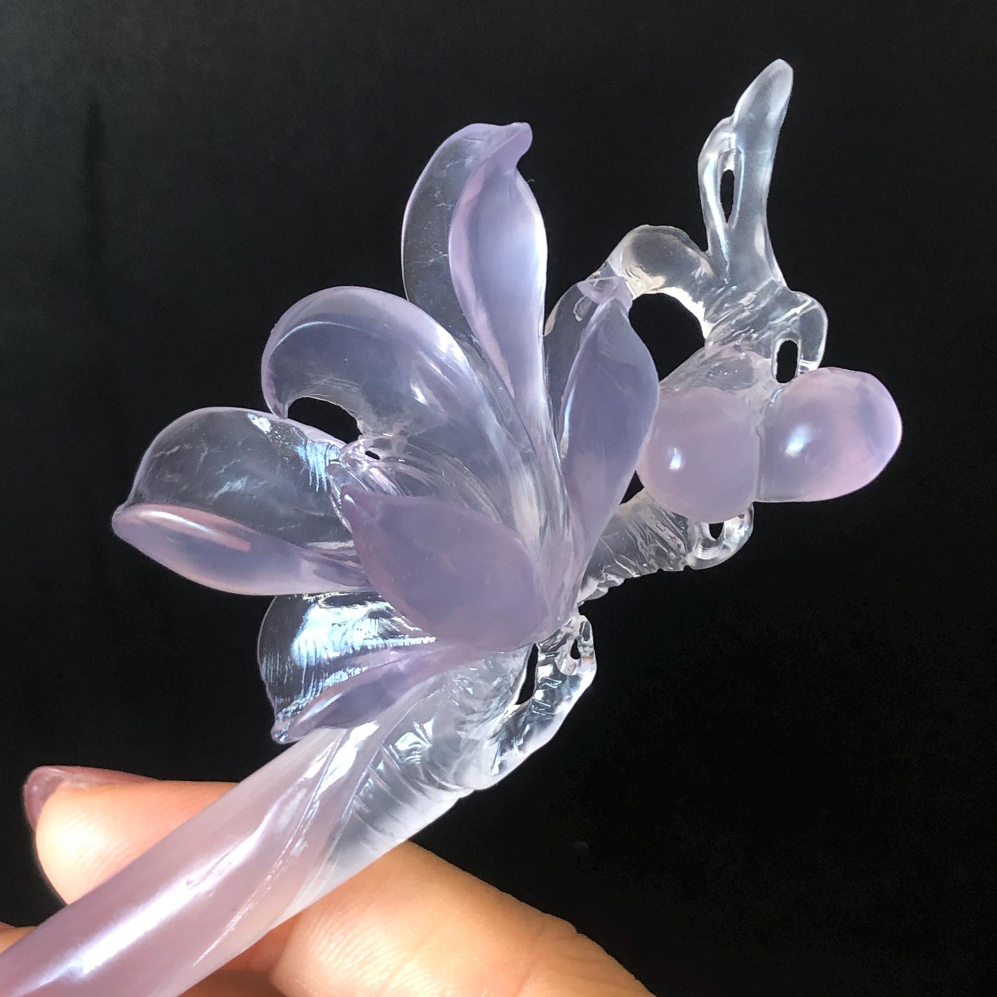 Natural Fluorite Hand Carved Yulan Flower Hair Pin: Purple and White Handcrafted Crystal Hanfu Hair Stick in Asian Chinese Vintage Style Handcrafted Hair Fork Bridal Wedding Headpiece gift for her japanese hairpin korean hair stick chinese hair fork vintage hair comb antique hair pins hanfu hair stick bridal shower hair jewelry wedding headpiece bridal shower gift engagement hair accessory jade carving hand engraved purple crystal untreated natural crystal hairpin yulan carving