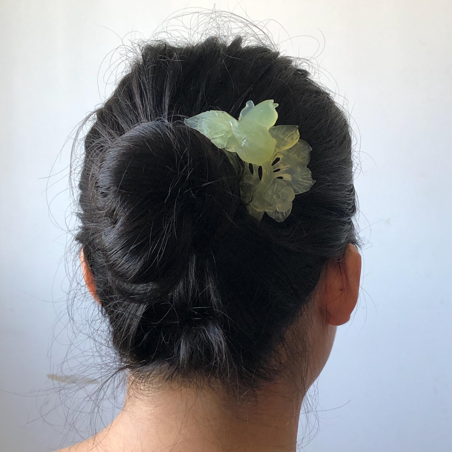 Xiu Jade Serpentine Hand Carved Cat & Flower Hair Pin: Natural Ice Green Jade Half Moon Hair Stick, Asian Chinese Vintage Hair Jewelry Handcrafted Hair Fork Bridal Wedding Headpiece gift for her japanese hairpin korean hair stick chinese hair fork vintage hair comb antique hair pins hanfu hair stick bridal shower hair jewelry hair accessory jade carving hand engraved jade hand carved flower jade hairpins untreated natural jade handcraft jade moon hairpin cat carving kitten carving cat lover gift