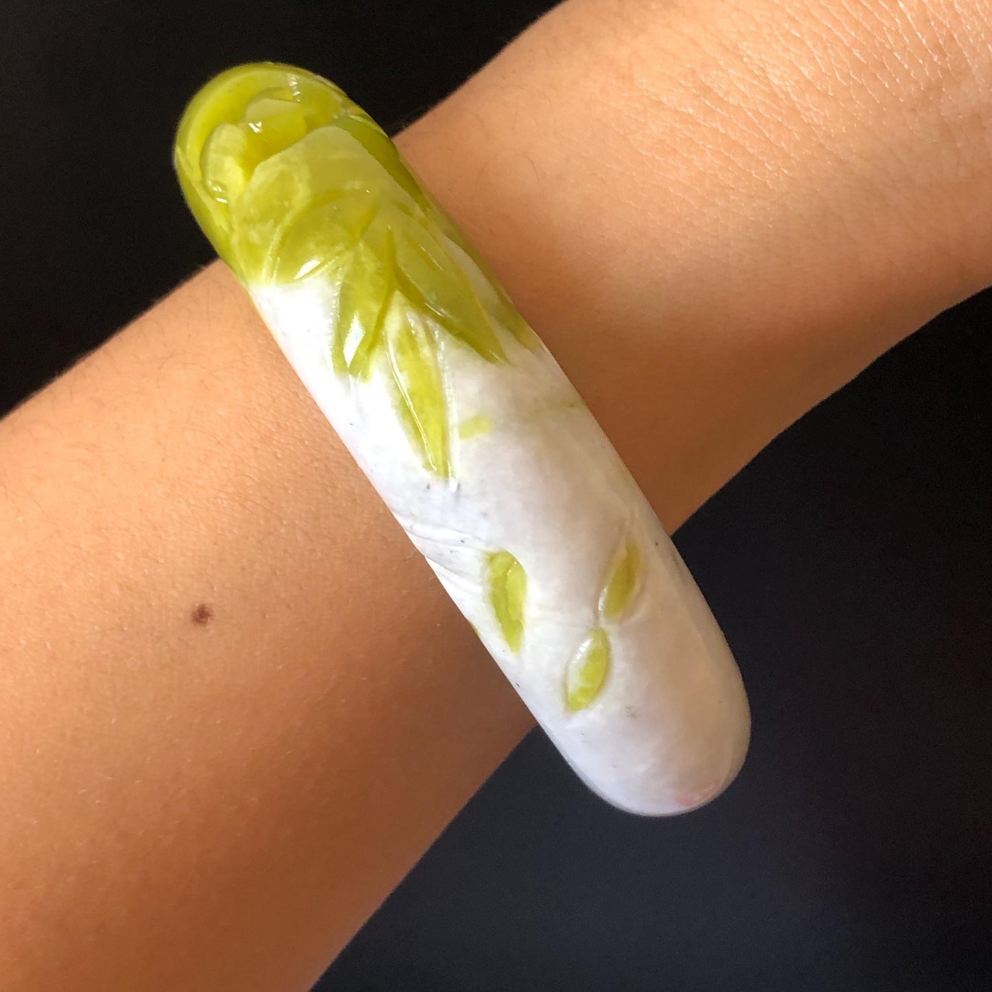 54.5mm Xiu Jade Serpentine Hand Carved Cat in Bamboo Forest Bangle: Natural White Green Bi-colour Jade Handcrafted Bracelet, Stone Carving Gemstone Jewelry Gift for her Green jade White Jade jade carving 3D stone carving cat bracelet kitten bracelet cat carving handcrafted bangle chinese jade cat lover gift natural untreated jade vintage bangle antique bracelet bamboo carving