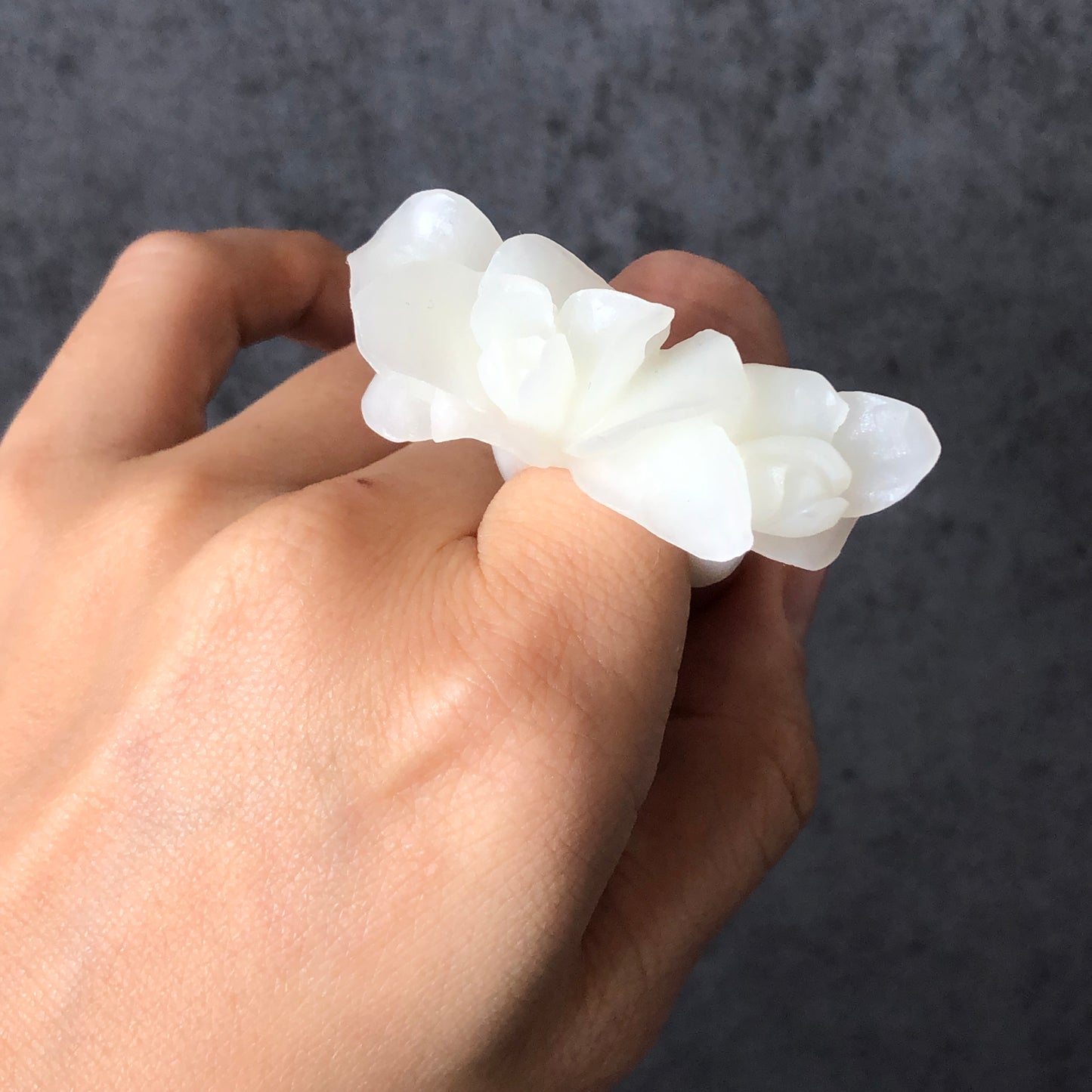 Custom Size Natural Xiu Jade Serpentine Hand Carved White Yulan flowers Ring