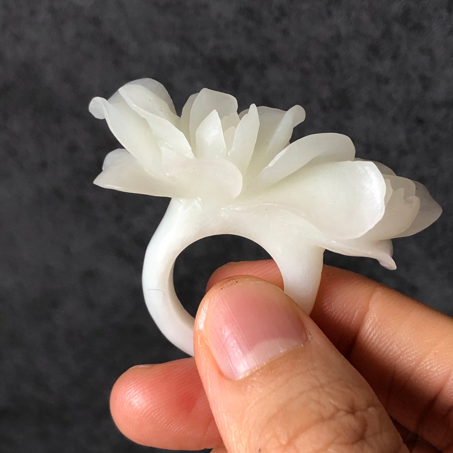 Custom Size Natural Xiu Jade Serpentine Hand Carved White Yulan flowers Ring