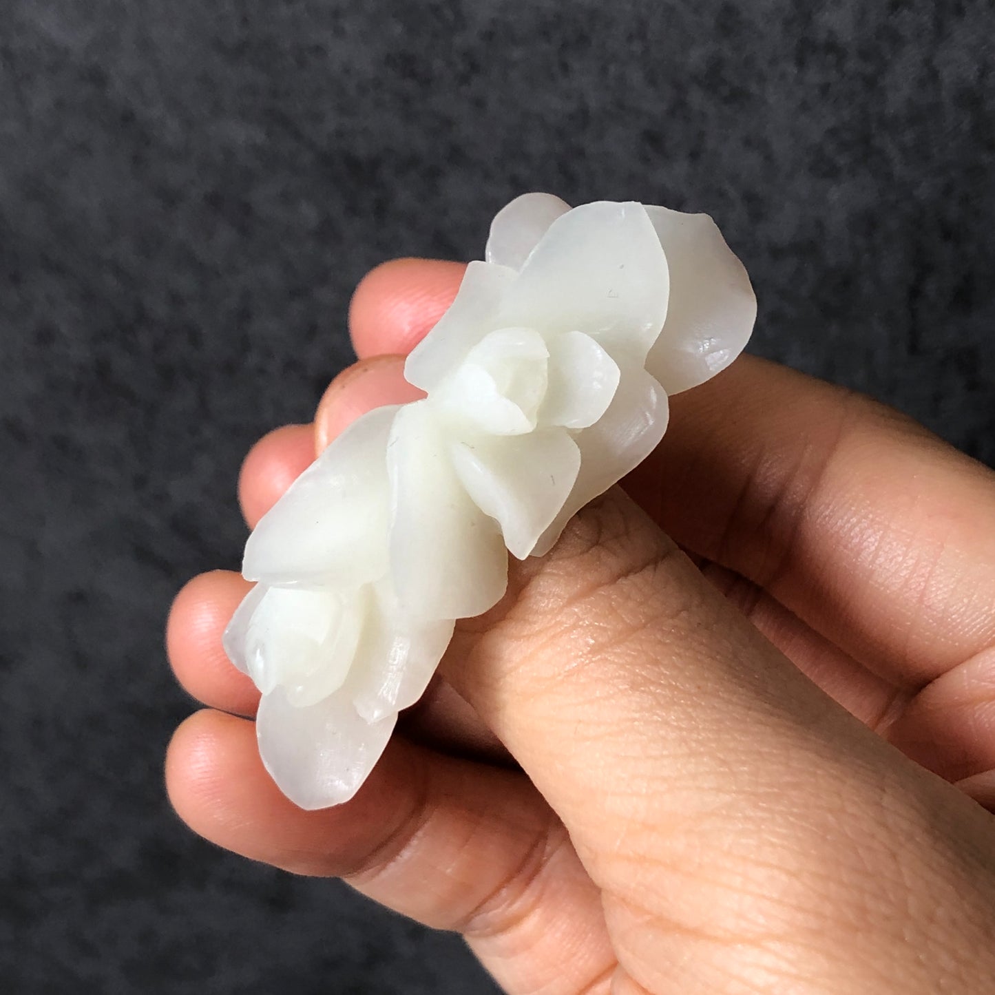 Custom Size Natural Xiu Jade Serpentine Hand Carved White Yulan flowers Ring