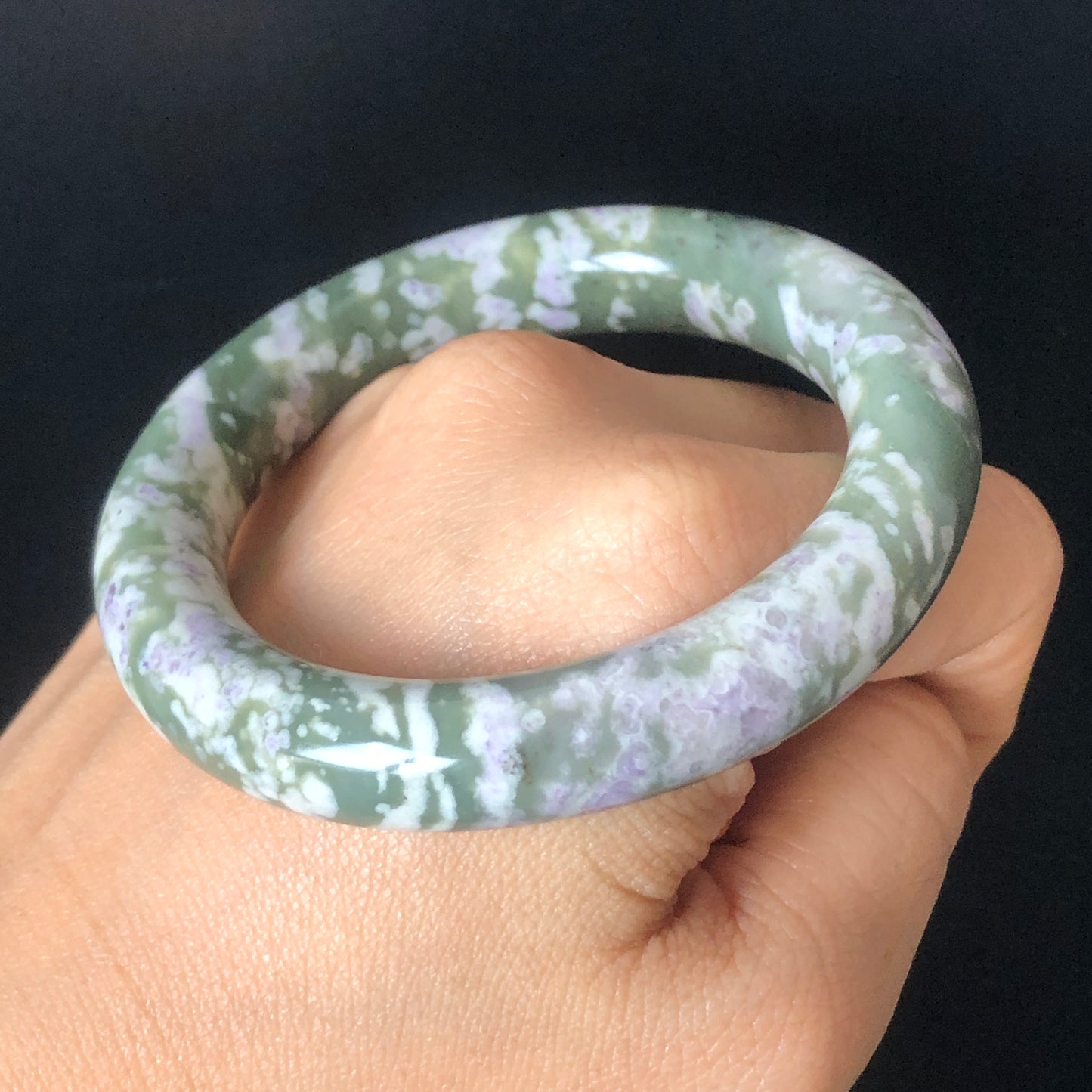 52.7mm Natural Hetian Jade Bangle Nephrite Stone Bracelet | Green Jade with White & Purple Flower | Wisteria Flowers