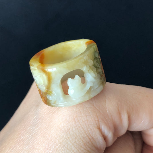 Natural Xiu Jade Hand Carved Kitten Cat Flowers Ring | 17.8mm(US 7.5) | Hollow Out Style