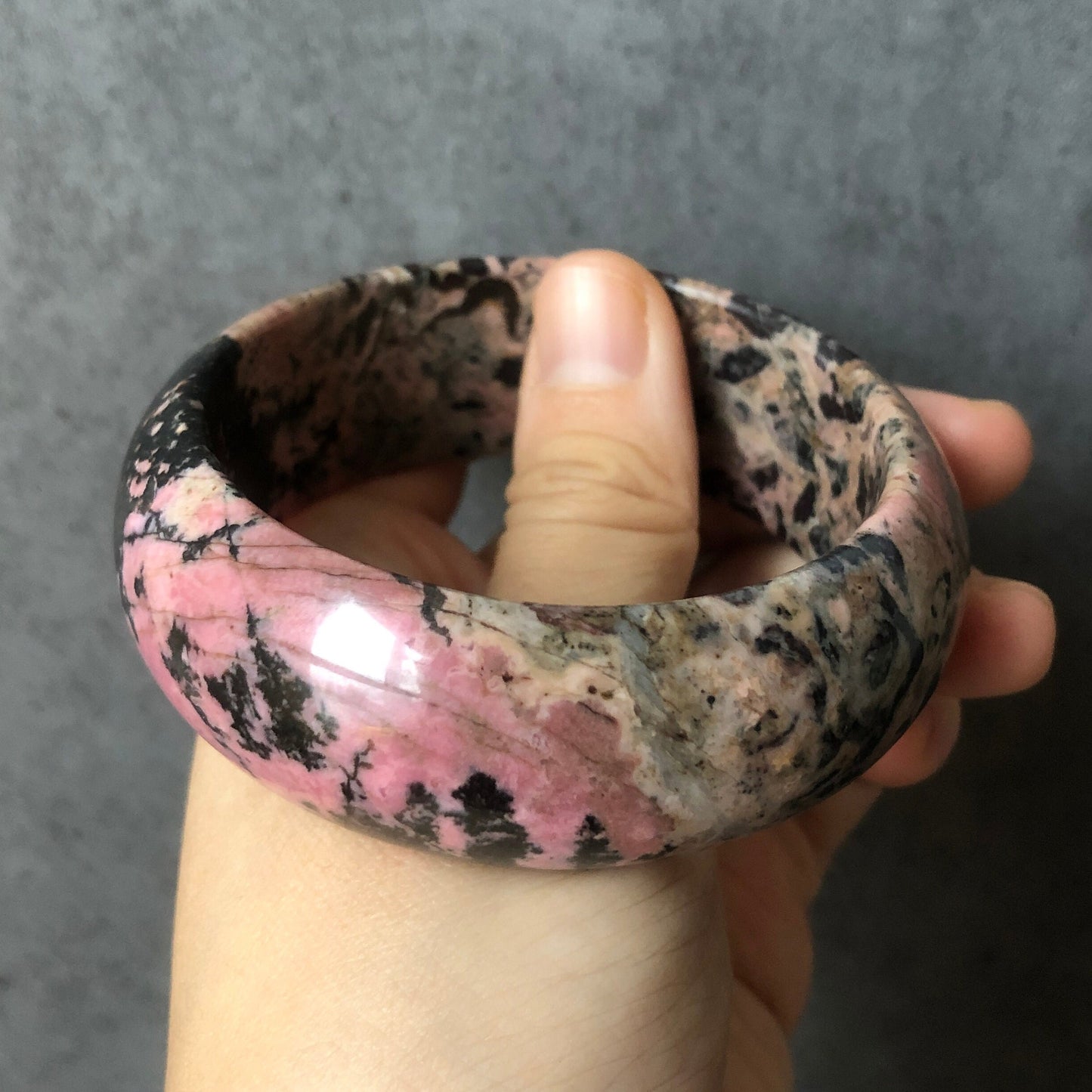 59.1mm Natural Rhodonite Stone Bangle Bracelet | Pink Black Leopard print | Crystal Gemstone Bangle | Vintage Style | Healing Stone Gift, Vintage Bracelet, Antique Bangle, Black Stone Bangle, Pink Raw Stone Bracelet, Wide Stone Bangle Jewelry