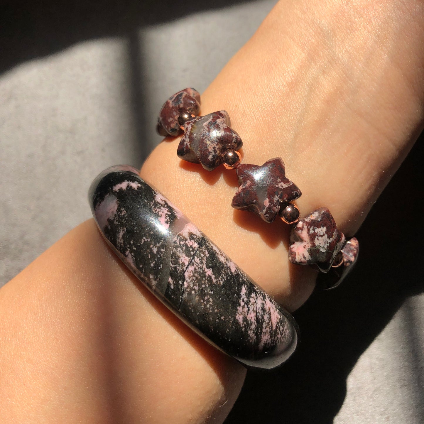 Natural Star-shaped Rhodonite Stone Crystal Bracelet | Black Brown Pink Leopard Print | Rock Star Bracelet | Vintage Style Healing Stone