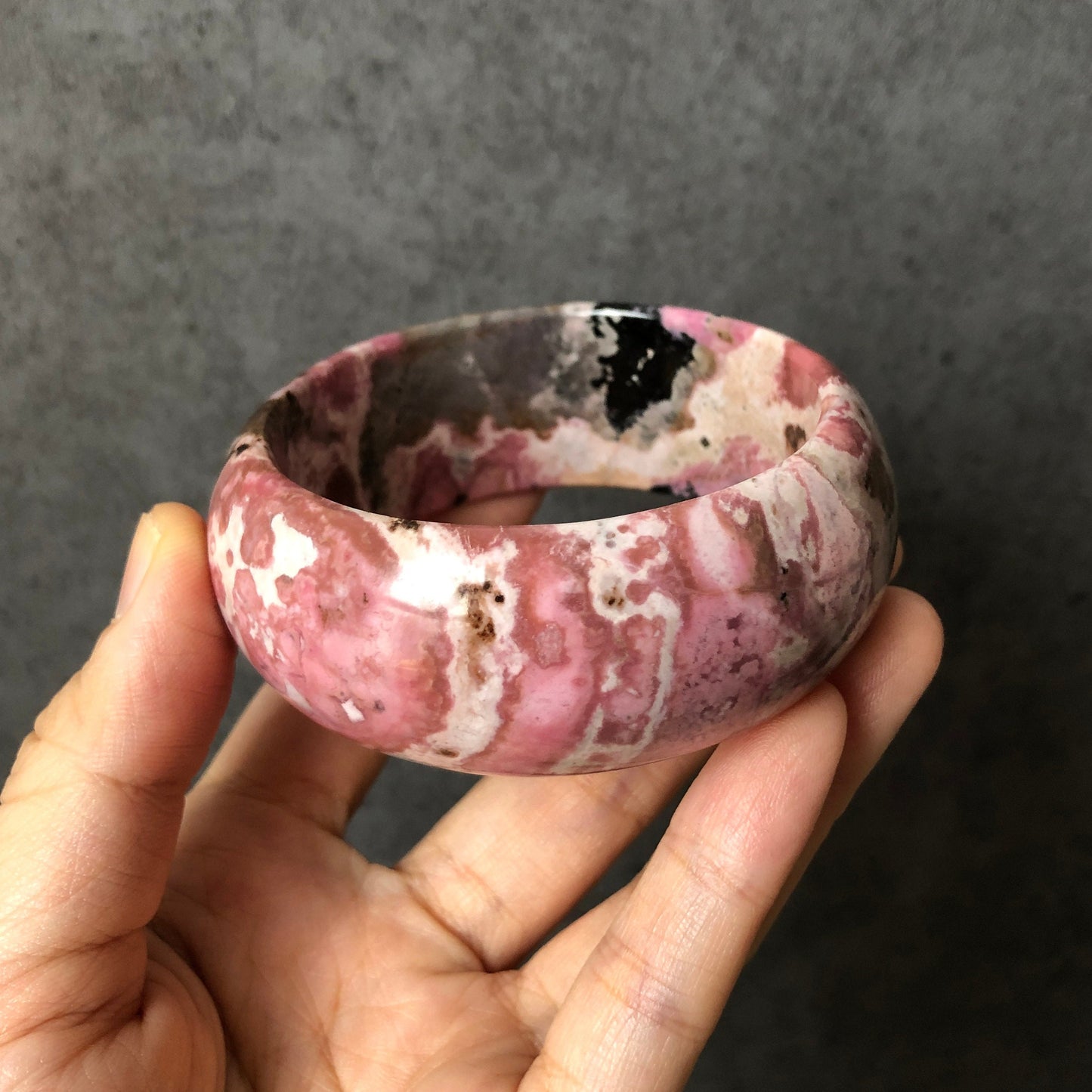 59.3mm Natural Rhodonite Stone Bangle | Ukiyo-e | Porcelain Blue with Black Ink | Japanese Painting | Pink Crystal Gemstone Bracelet Gift