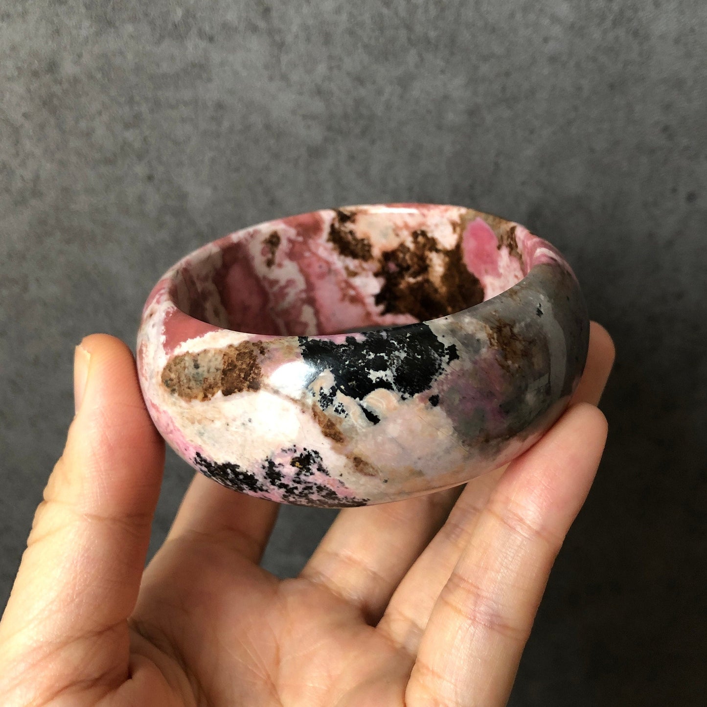 59.3mm Natural Rhodonite Stone Bangle | Ukiyo-e | Porcelain Blue with Black Ink | Japanese Painting | Pink Crystal Gemstone Bracelet Gift