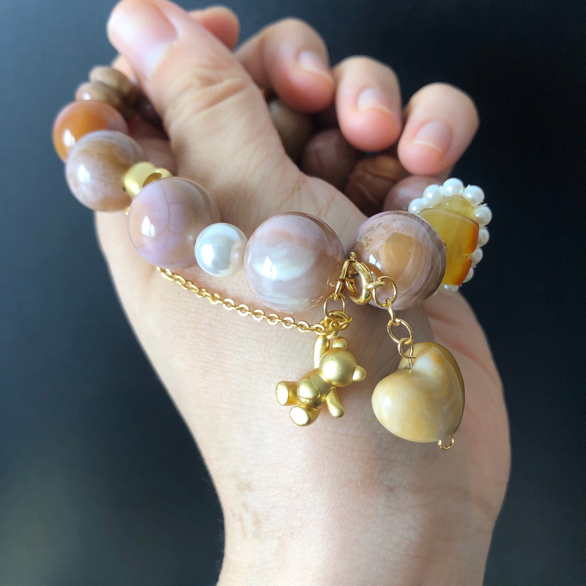 Natural Amber Bear and Alashan Agate carved charm DIY handmade tailormade bracelet | Pink Mango | Cat Paw, Rose and Heart | Healing Crystal