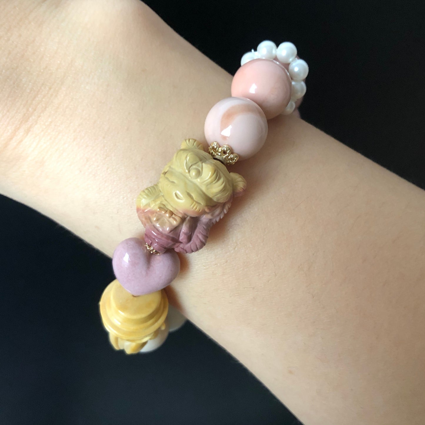 Natural Alashan Agate Bead Sailor Moon & Tuxedo Mask Carved Charm Shell Pearl Handmade Bead Bracelet | Macaroon DIY Crystal Stone Bracelet