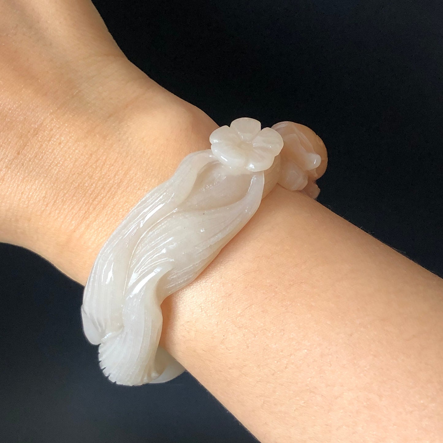 48-70mm Custom Size Natural Quartzite (SheTaicui jade) Hand Carved Nine-tailed Fox with Flower Stone Crystal Bangle | Icy Milky Coral Sands