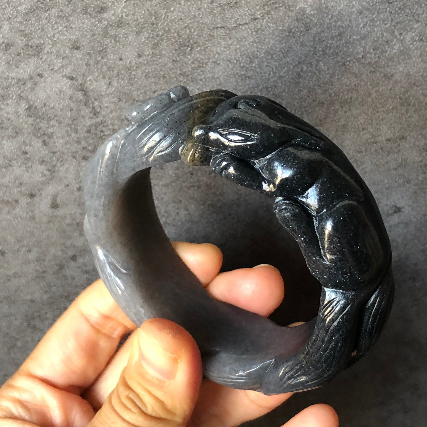 48-70mm Custom Size Natural SheTaiCui Jade (Quartzite) Hand Carved Nine-tailed Fox Peony Stone Crystal Bangle | Black Sparkling