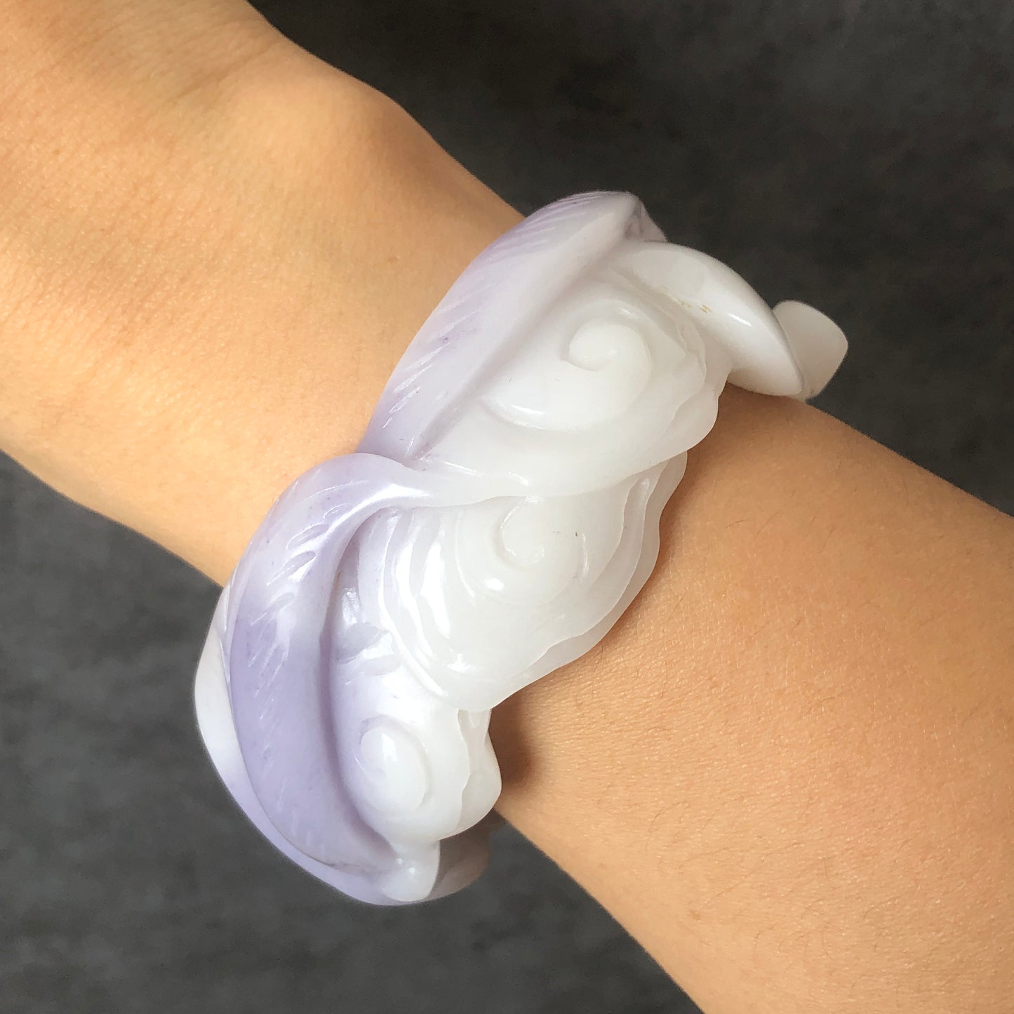 58.2mm Natural SheTaiCui Jade (Quartzite) Hand Carved Phoenix with Peony and Cloud Crystal Bangle Bracelet | Purple & White | Gemstone