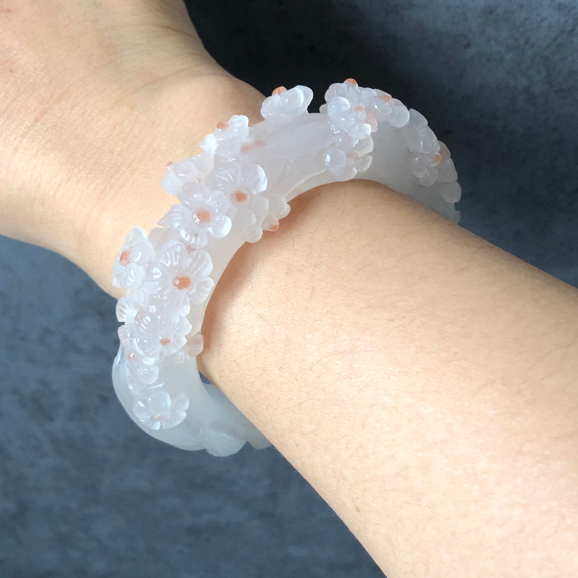 52.3mm Custom Size Natural SheTaiCui Jade (Quartzite) Hand Carved Nine-tailed Fox Flower Stone Crystal Bangle | Coral Pink Dots | Icy Milky