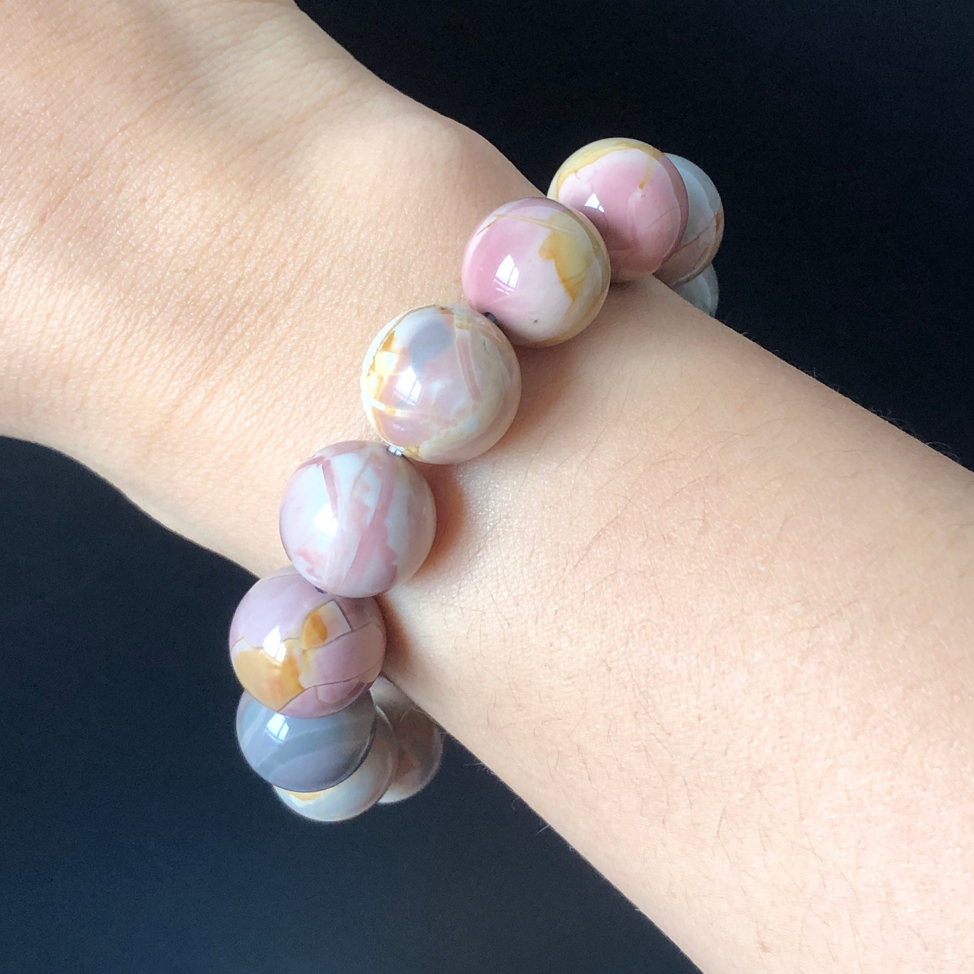 High Quality Natural Alashan Agate Bead Crystal Bracelet 13.8mm | Watercolour Swirl Pattern with Caramel Colour | Gradient Pink Purple Blue