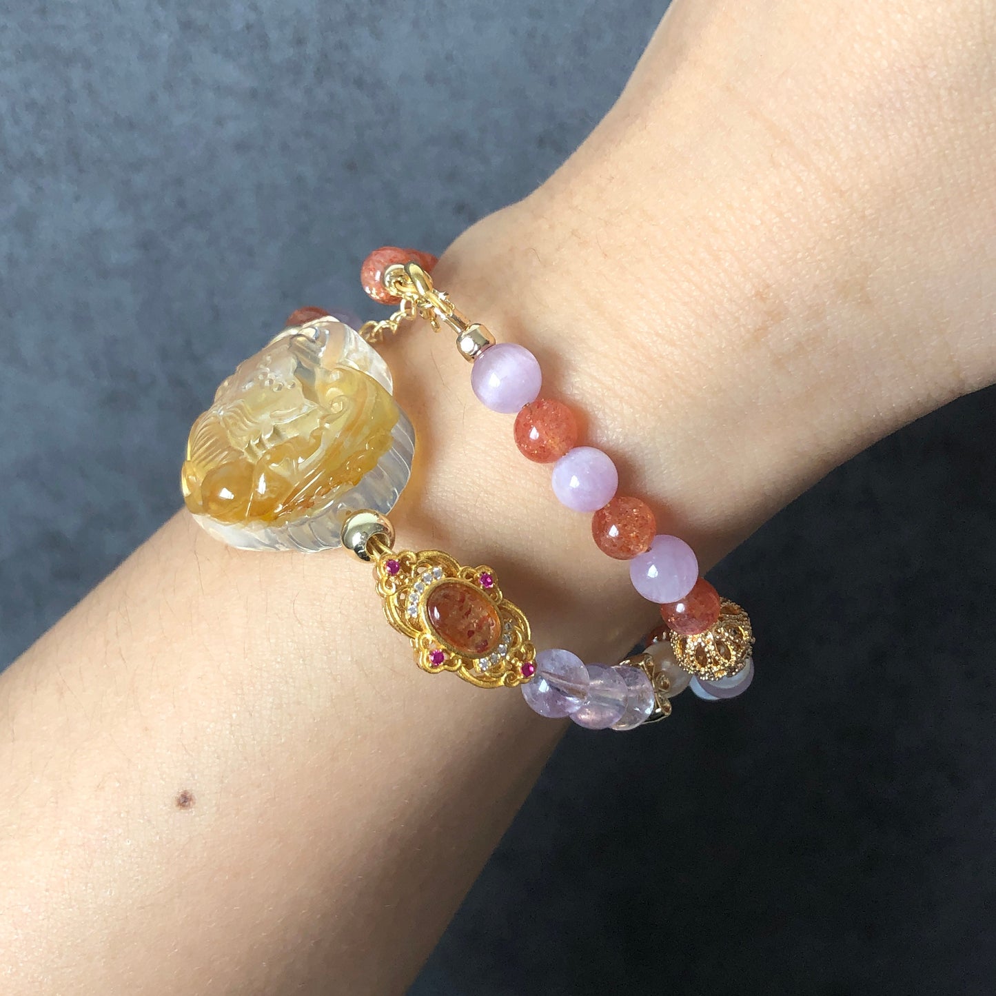 Rainbow Carved Yellow Hematoid Nine-tailed Fox 2 way Necklace Choker and Bracelet | Sunstone, Amethyst, Kunzite, Clear Quartz, Pearl