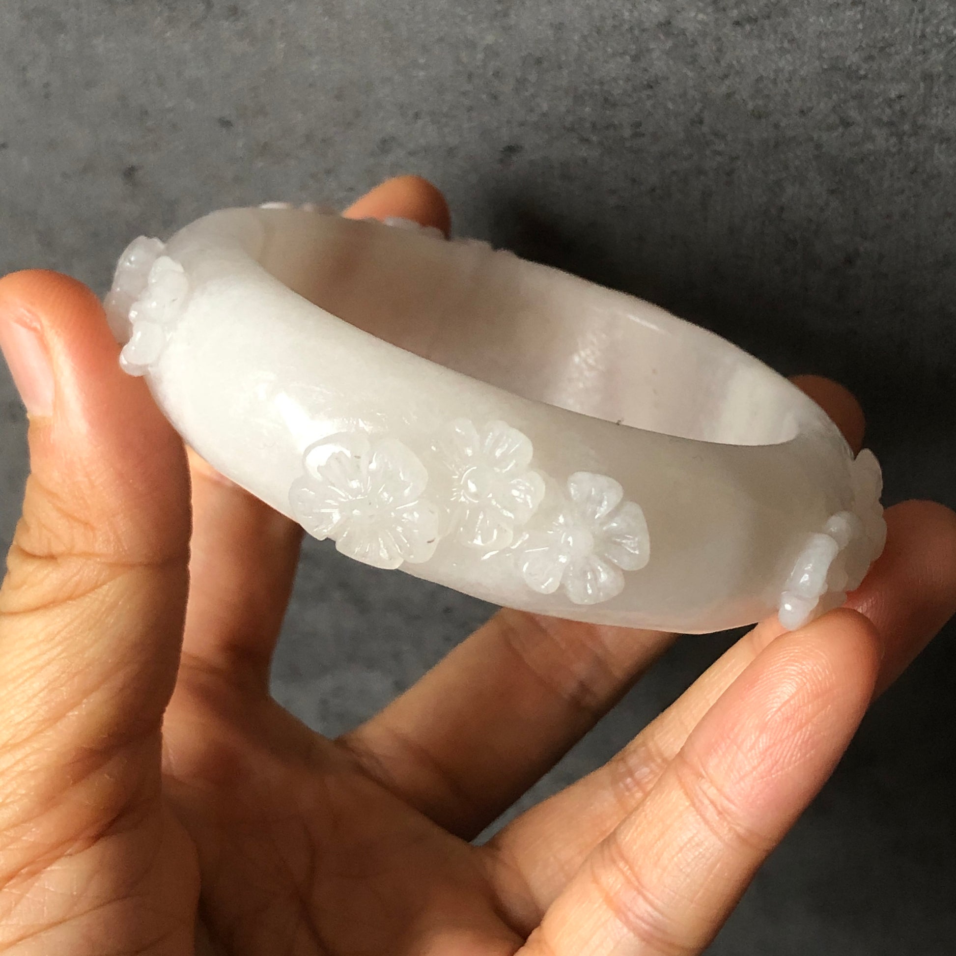 57.8mm Natural SheTaicui jade (Quartzite) Carved Flowers Bangle | Icy Milky Faint Pink | Crystal Gemstone Jewellery Bracelet | Fine Snow