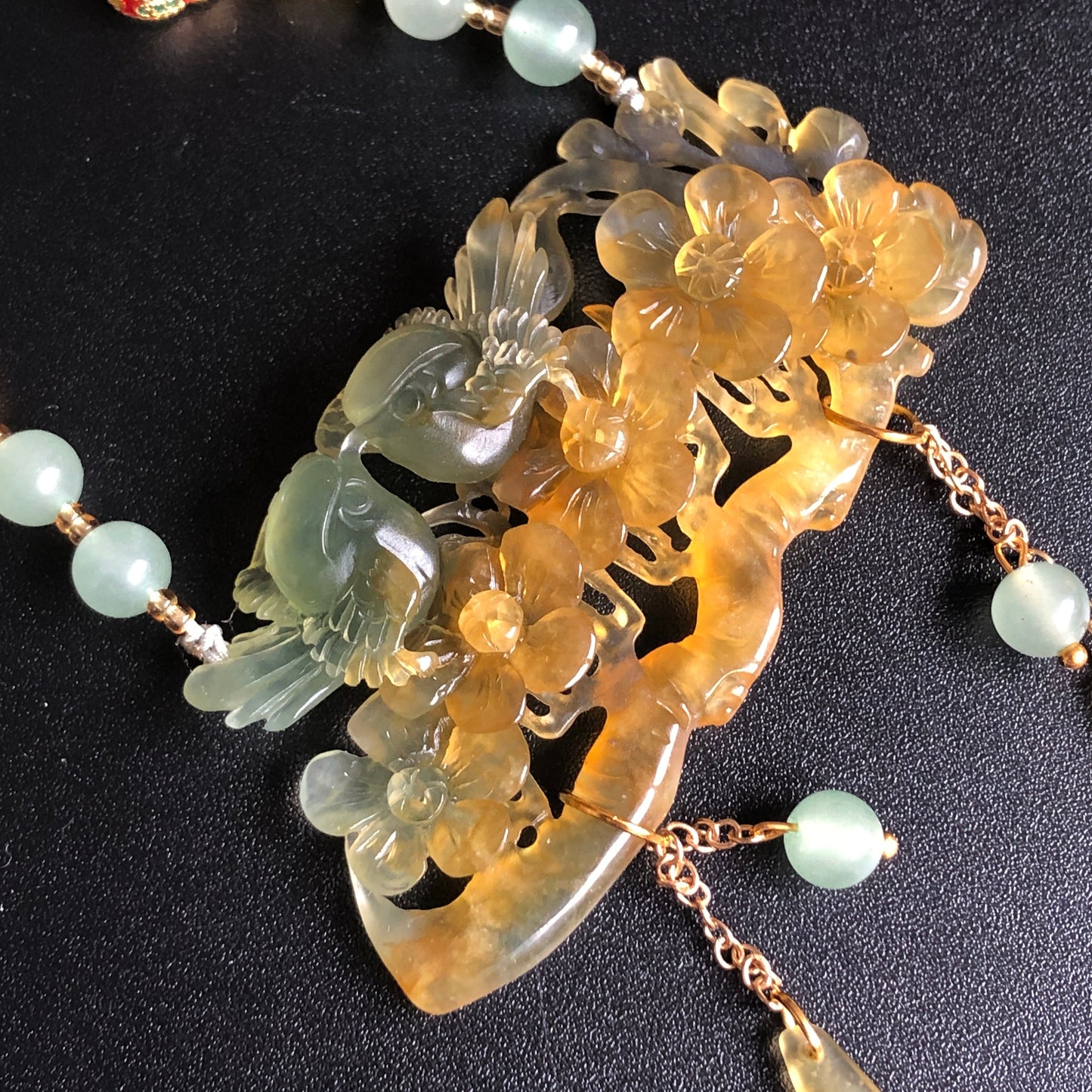 Natural Xiu Jade ( Serpentine ) Hand Carved Magpie Birds and Flower Pendant Adjustable Necklace Choker | Icy Yellow Green | Good Luck Charm