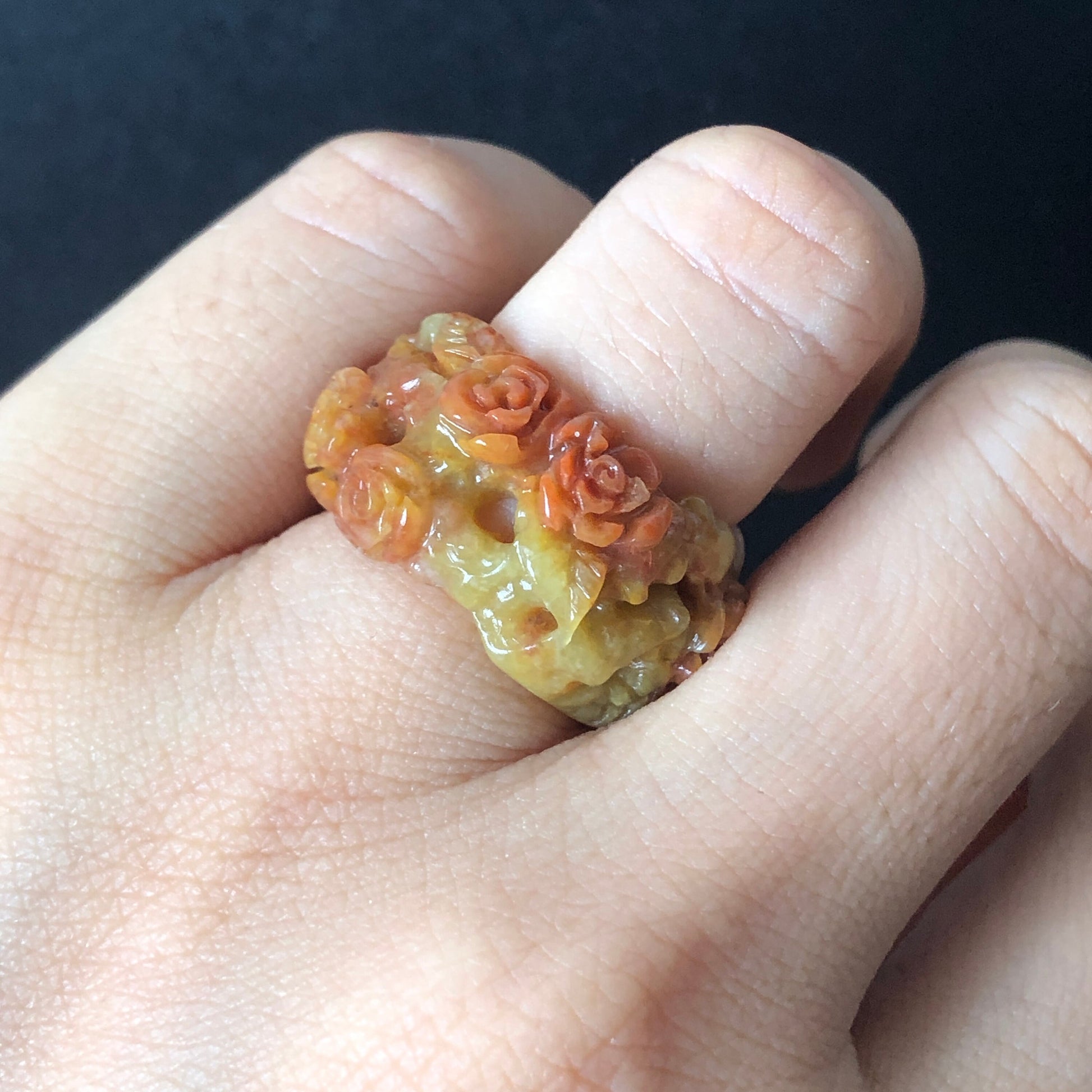 Natural Serpentine Xiu Jade Hand Craved Rose Flowers Stone Crystal Ring | Multi-colour Red Pink Yellow Orange | 16.3mm (US 5.5-6)