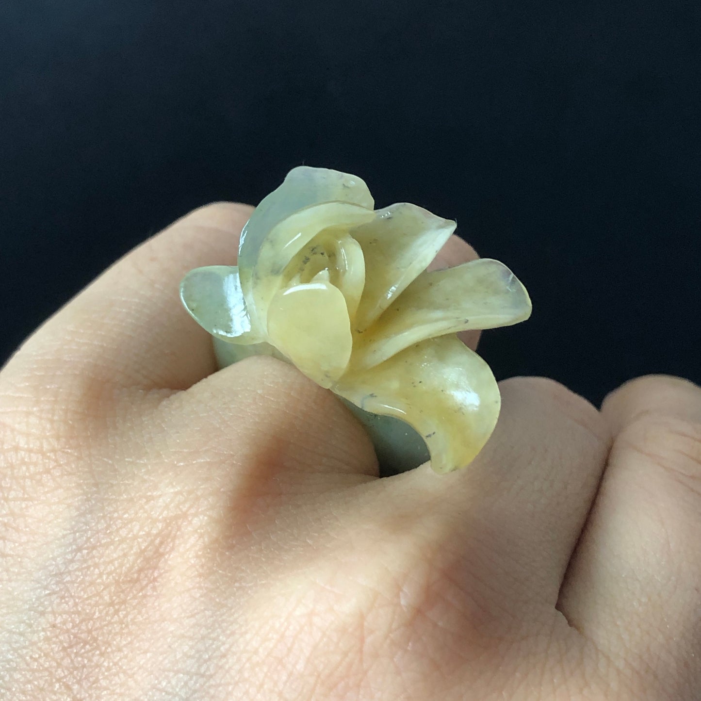 Natural Xiu Jade Serpentine Hand Craved Flower Blooming Yulan Ring | 16.2mm (US 5.5-6) | Yellow & Green | Crystal Stone Gemstone Ring