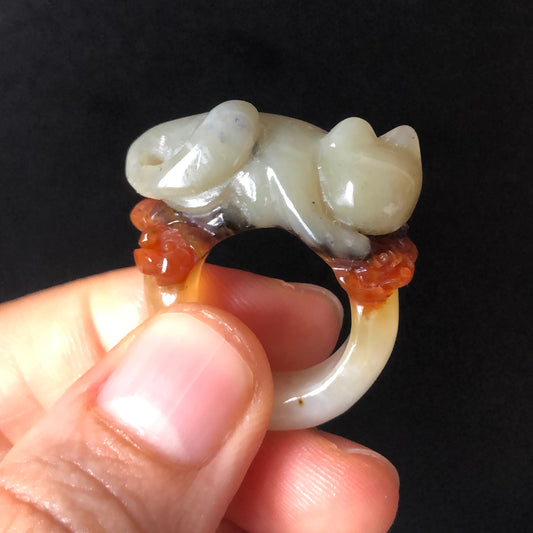 Natural Serpentine Xiu Jade Hand Craved Kitten Cat Flowers Stone Crystal Ring | Tri-colour Green, Caramel, White | 16.3mm (US 6)