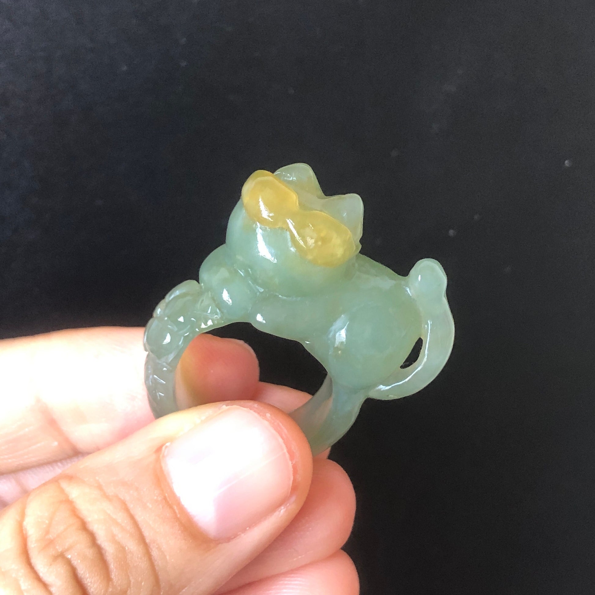 Natural Xiu Jade (Serpentine) Hand Craved Sunglasses Kitten Cat Flowers Ring | Green and Yellow | 17.3mm (US 7-7.5) | Stone Crystal Gemstone